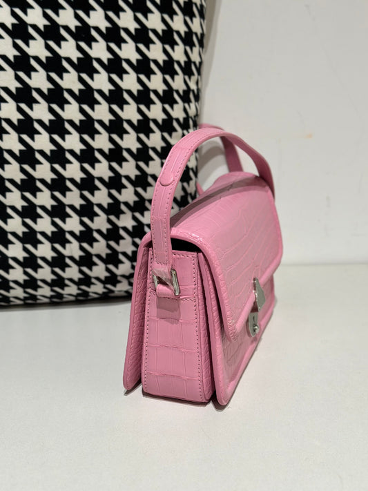 Crocodile Leather Shoulder Messenger Bag Pink WIth Silver Hardware