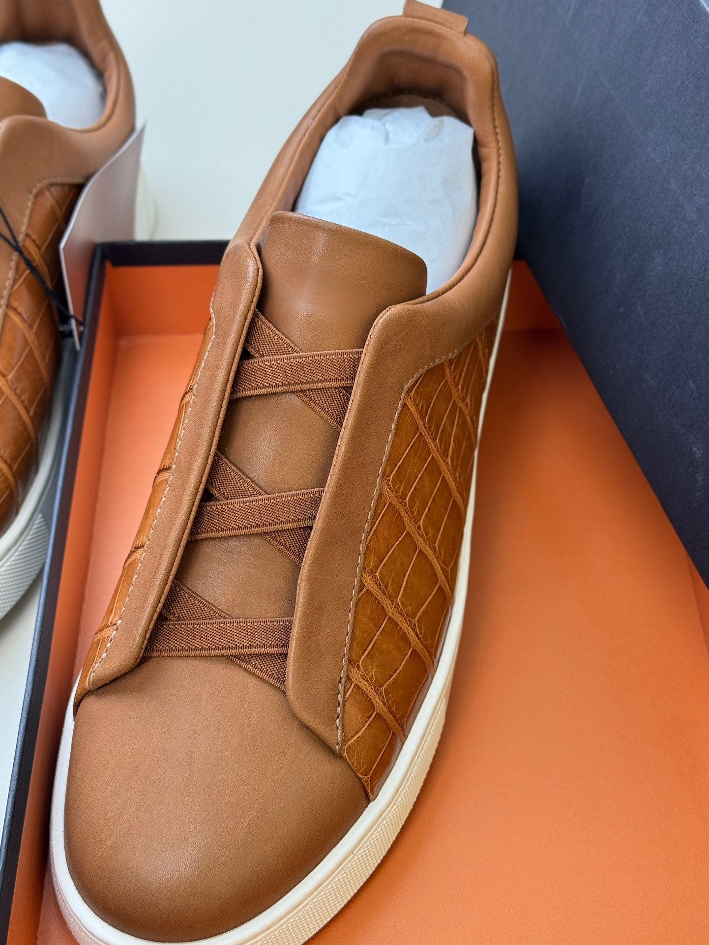 Crocodile Shoes , Calfskin Leather Mid-Genuine Crocodile Skin Leather Sneakers Tan