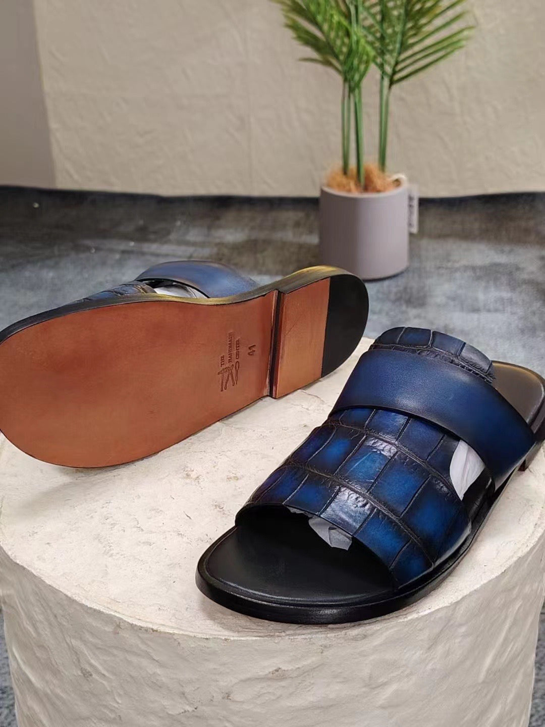 Men's Slipper , Vintage Blue Crocodile Skin Leather Slipper Vintage Blue