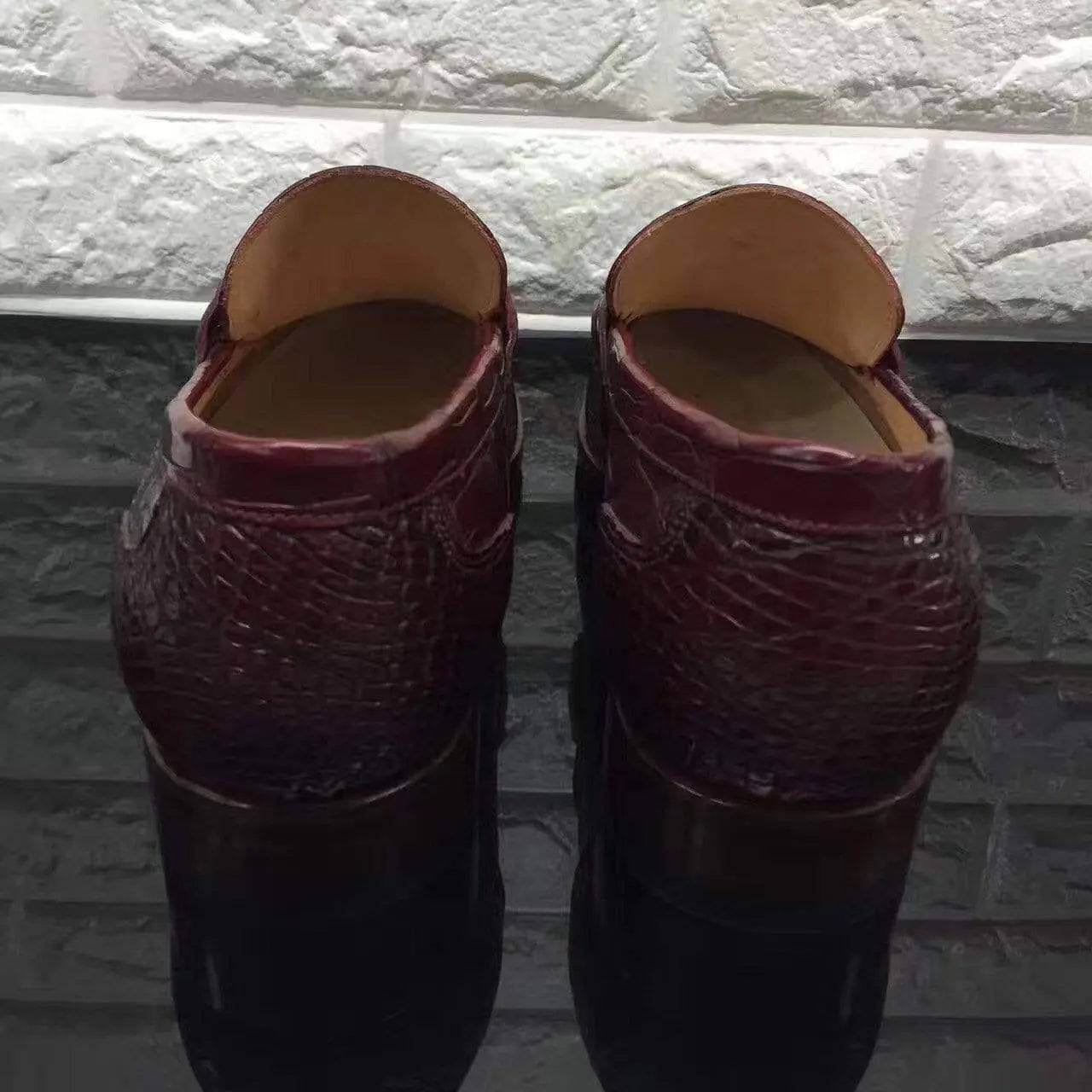 Scarpe da uomo slip-on mocassini in vera pelle di pancia di coccodrillo, bordeaux, stampa coccodrillo integrale