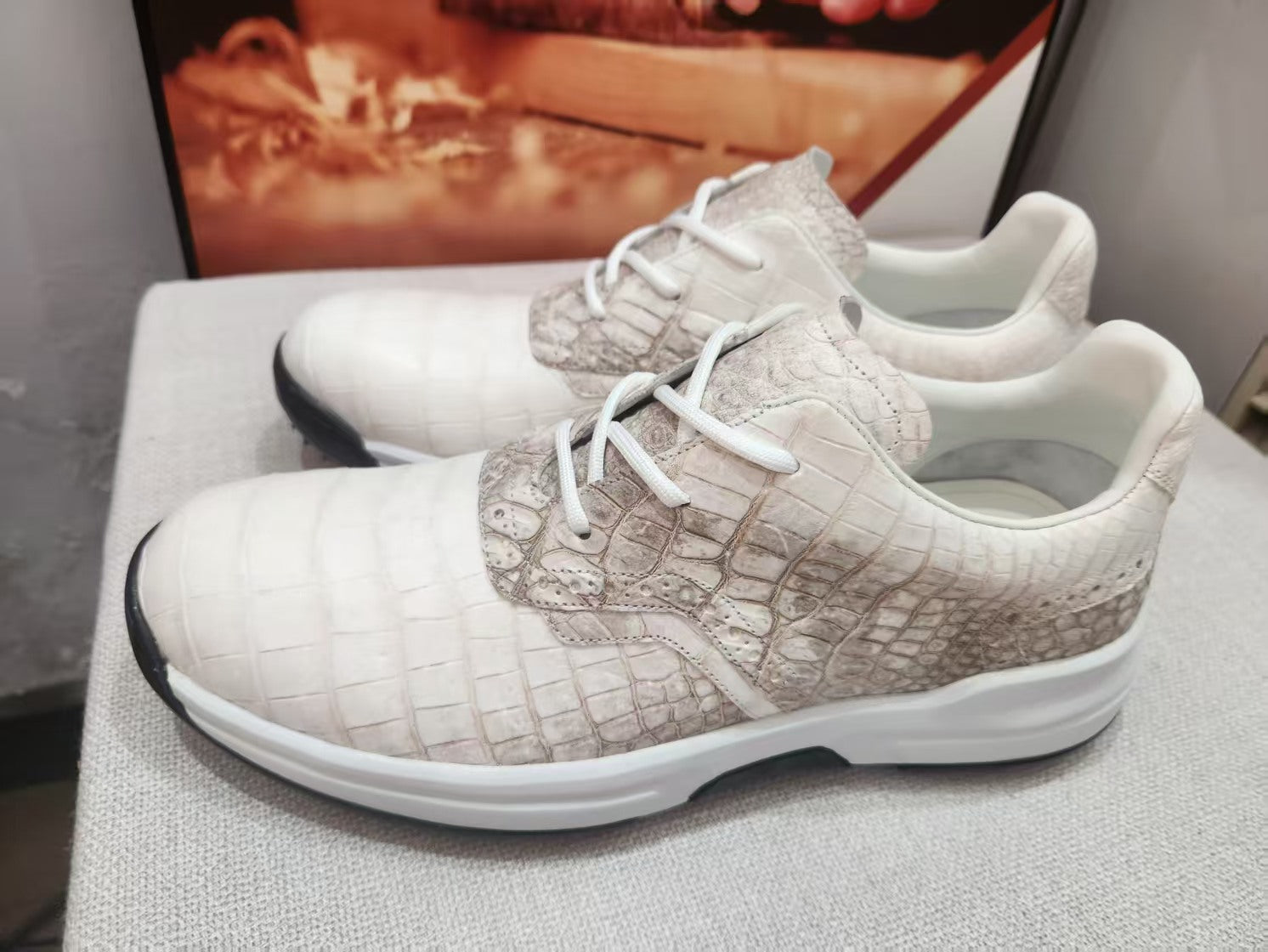 Preorder Men Crocodile Leather Golf Shoes