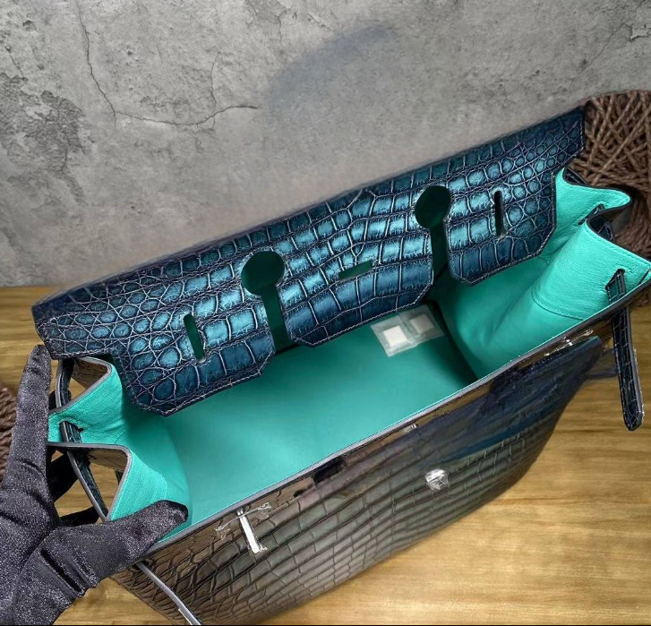Preorder Genuine Crocodile Skin Leather 40cm Oversized Padlock Business Handbags Office Bags Vintage Color