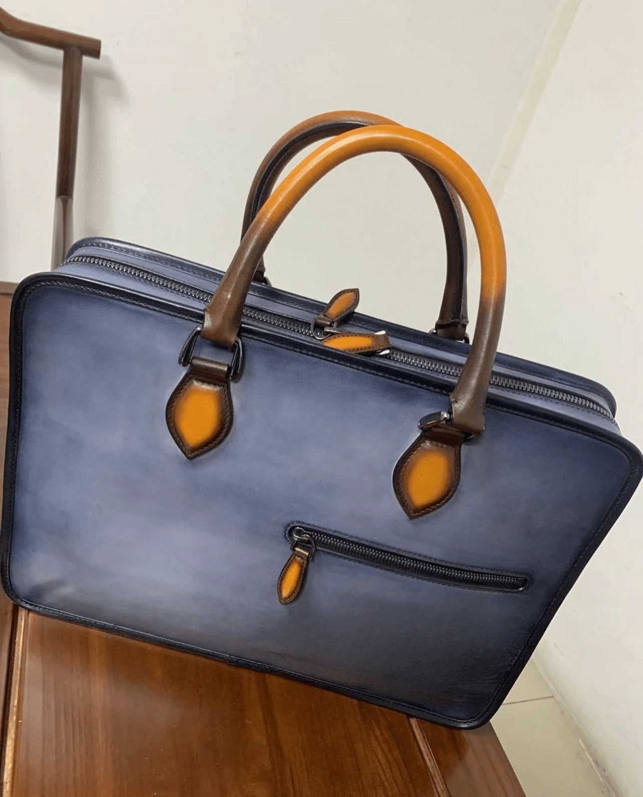 Preorder Men's Leather Briefcase Vintage Red & Vintage Blue