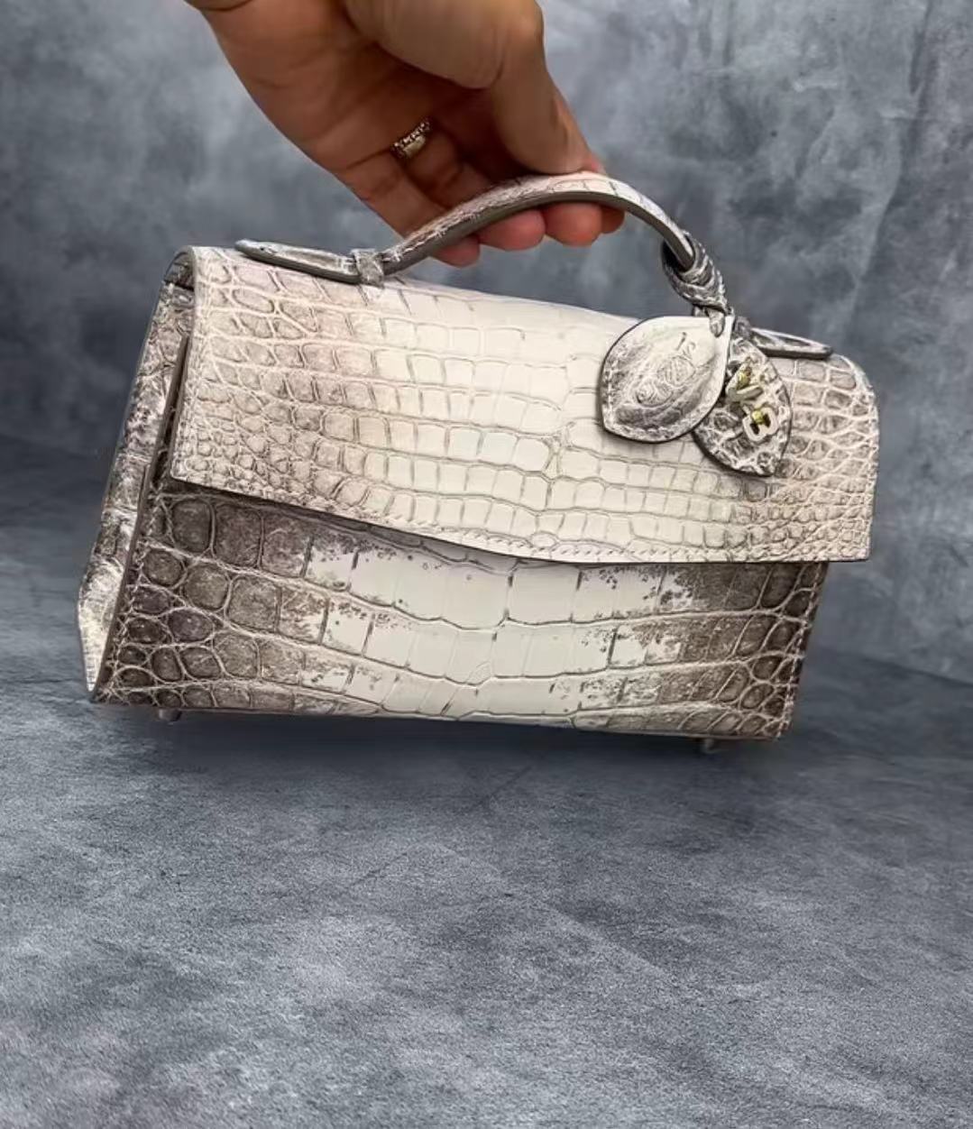 Preorder Womens Crocodile Leather Cross Body Bag Black