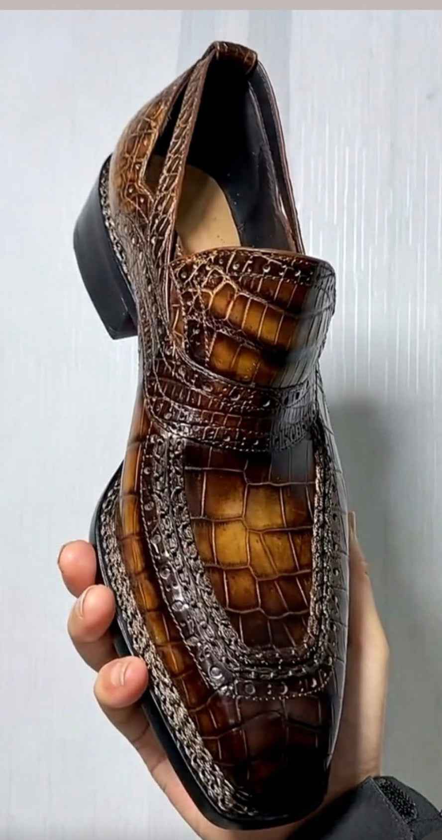Crocodile Shoes,  Vintage Brown Crocodile Leather Norwegian Sewn Dress Loafer Shoes
