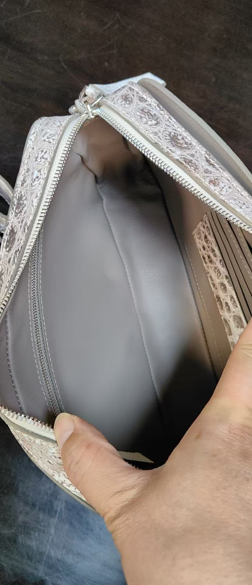 Himalaya White Genuine Crocodile Skin Leather Shoulder Chest Cross Body Clutch Bag