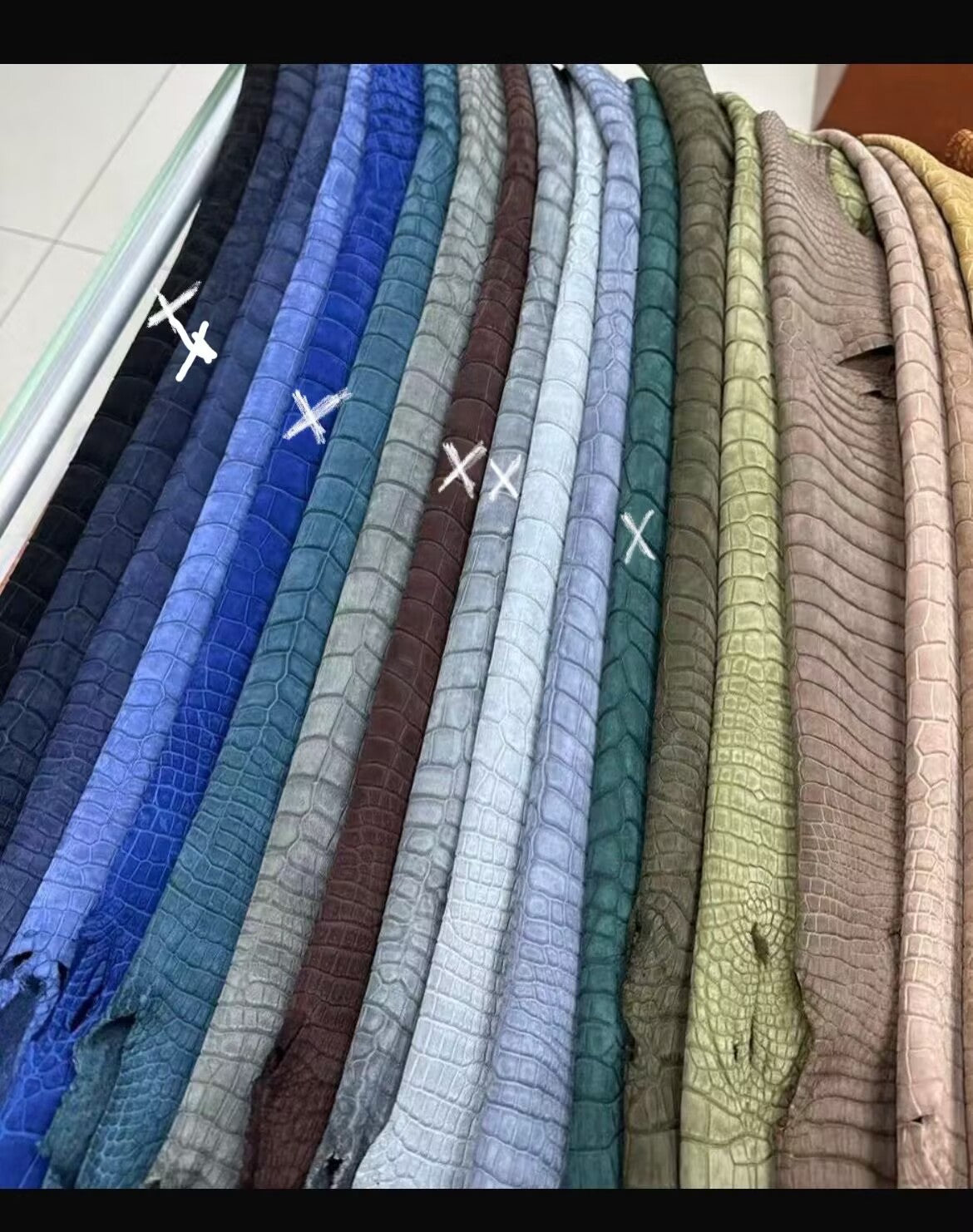 Perorder Crocodile Shoes  Nubuck Genuine Crocodile Skin Leather Sneakers