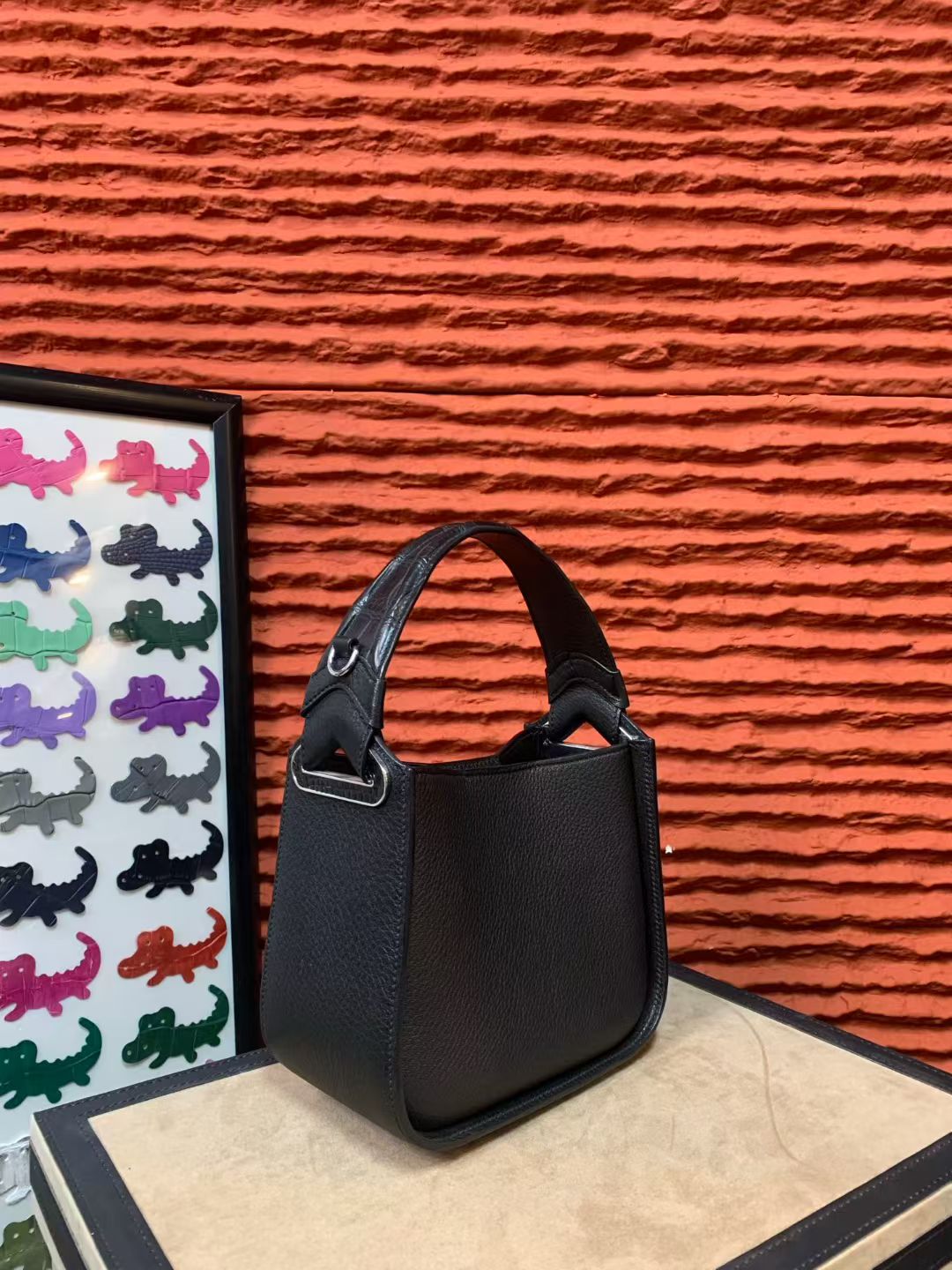 Genuine Python Skin Leather Underarm Cross Body Handle Bag  Black