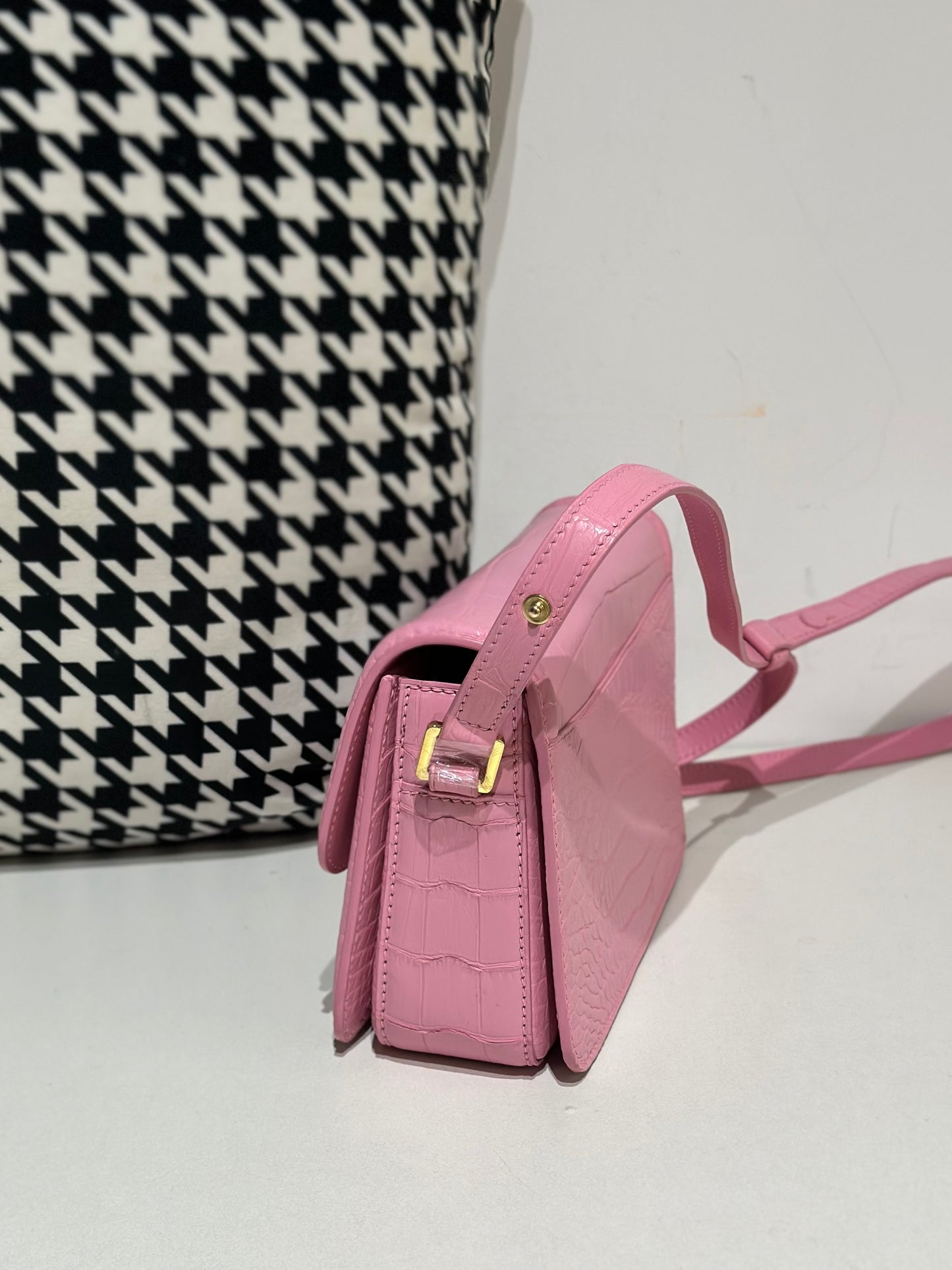 Crocodile Leather Shoulder Messenger Bag Pink