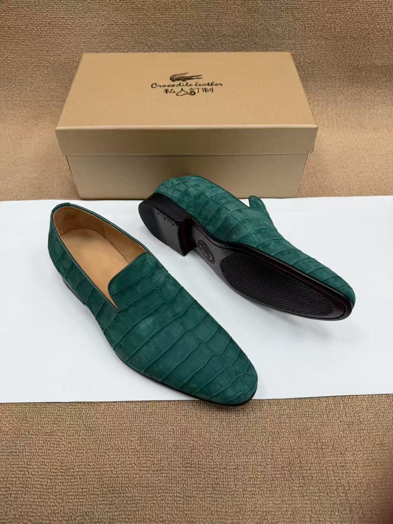 Crocodile Shoes, Men's Nubuck Crocodile Leather Slip-On Loafer Shoes Green