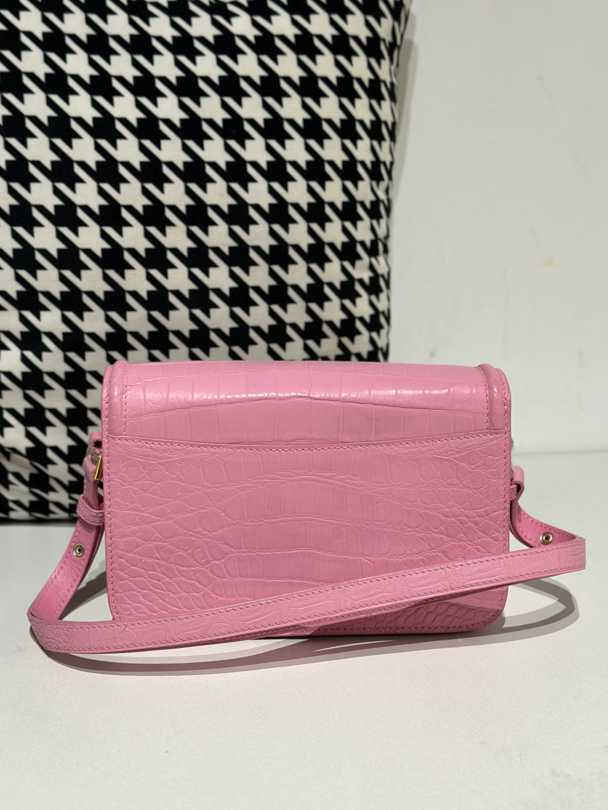 Crocodile Leather Shoulder Messenger Bag Pink