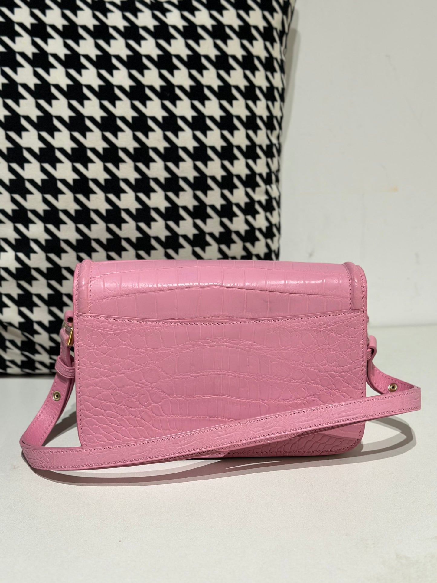 Crocodile Leather Shoulder Messenger Bag Pink