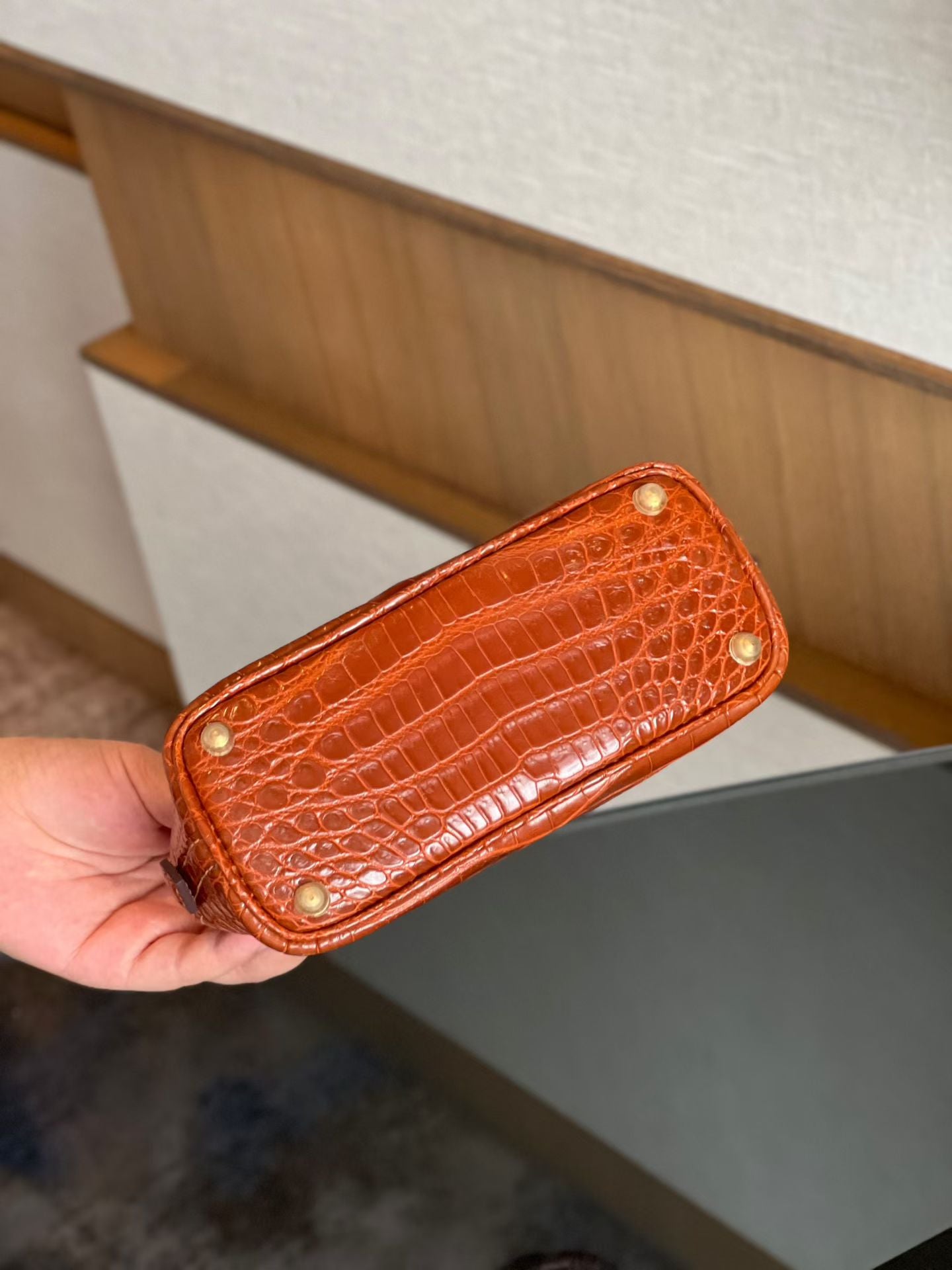 Womens Genuine Crocodile Skin Leather Cross Body Handle Bag