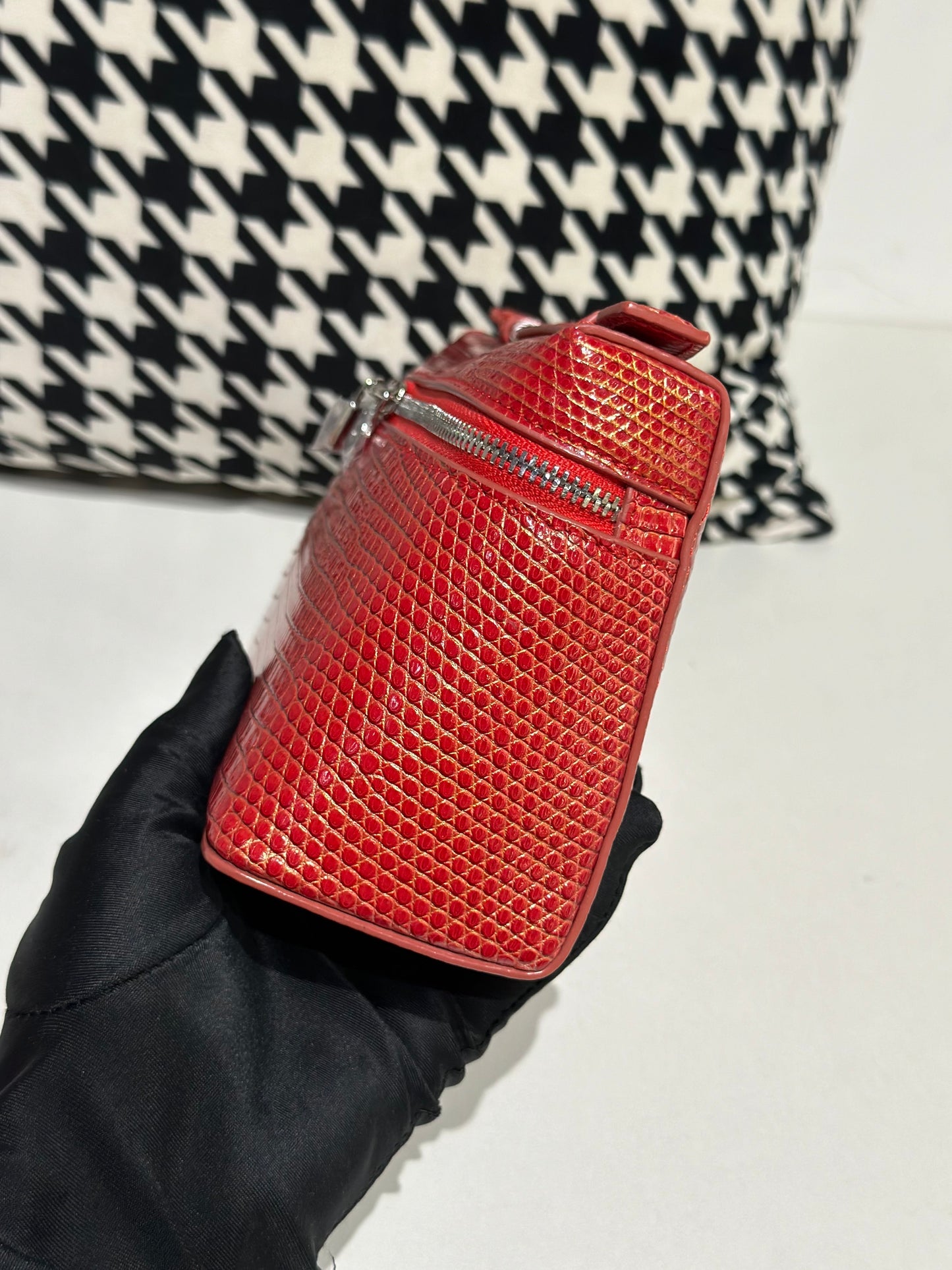 Genuine Lizard Skin Leather Zipper Cosmetic Handle Bag