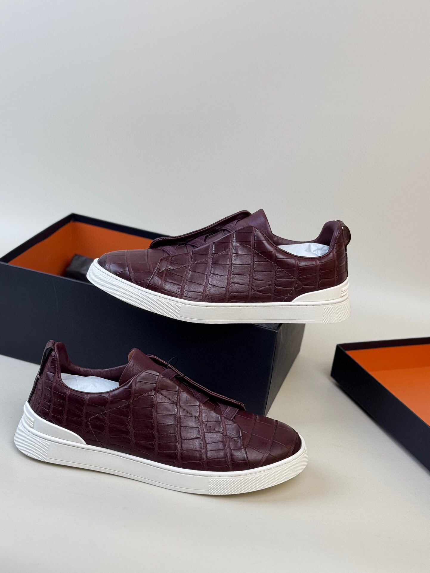 Crocodile Shoes ,Crocodile Skin Leather Sneakers Wine Red