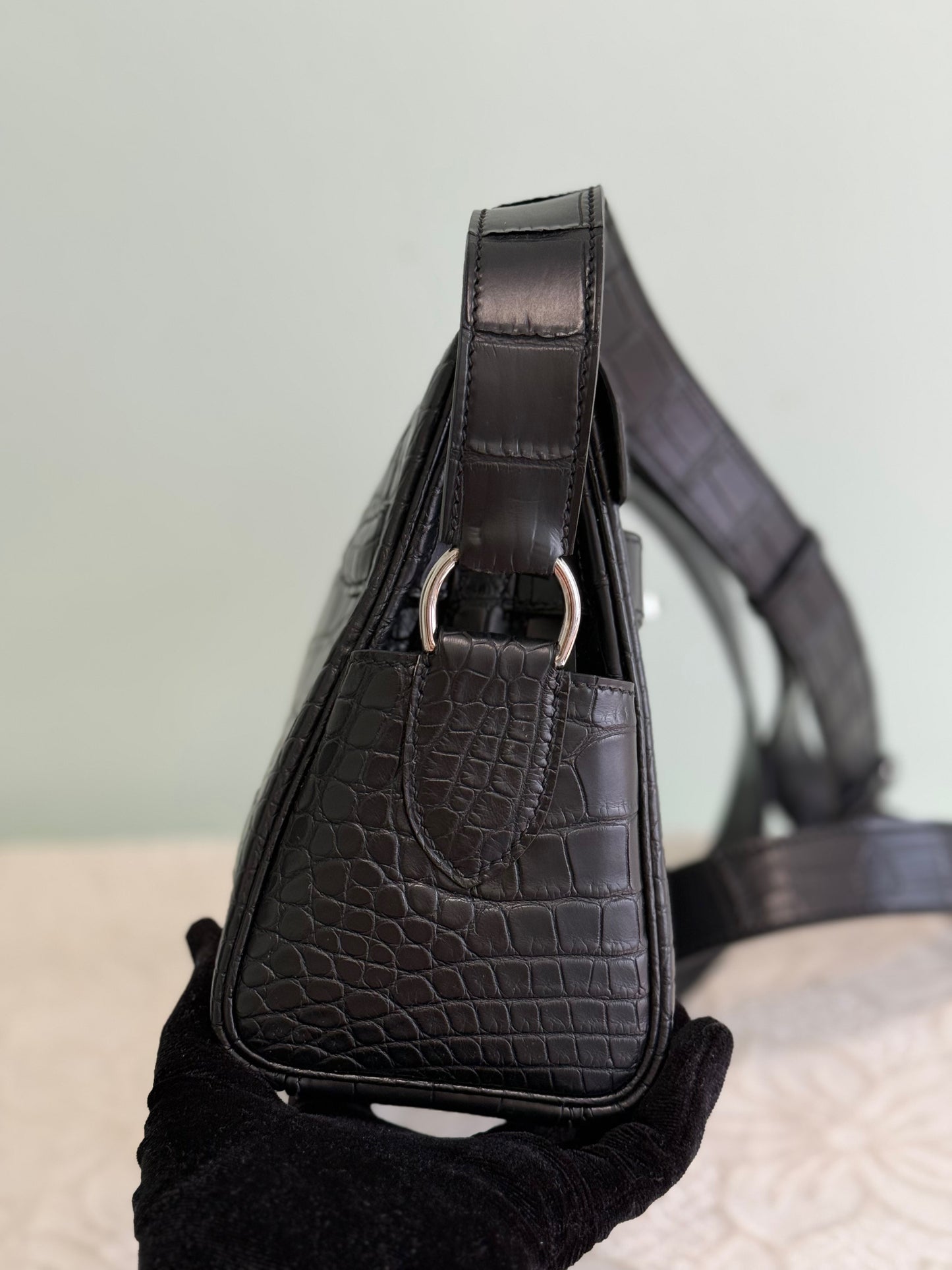 Unisex Genuine Crocodile Leather Postman Messenger Bag