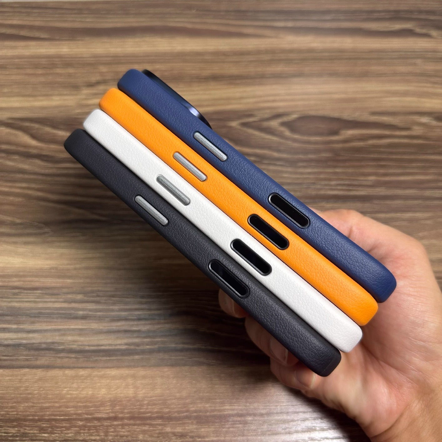 Preorder High Shiny Crocodile Leather Iphone Case 17 Pro Max