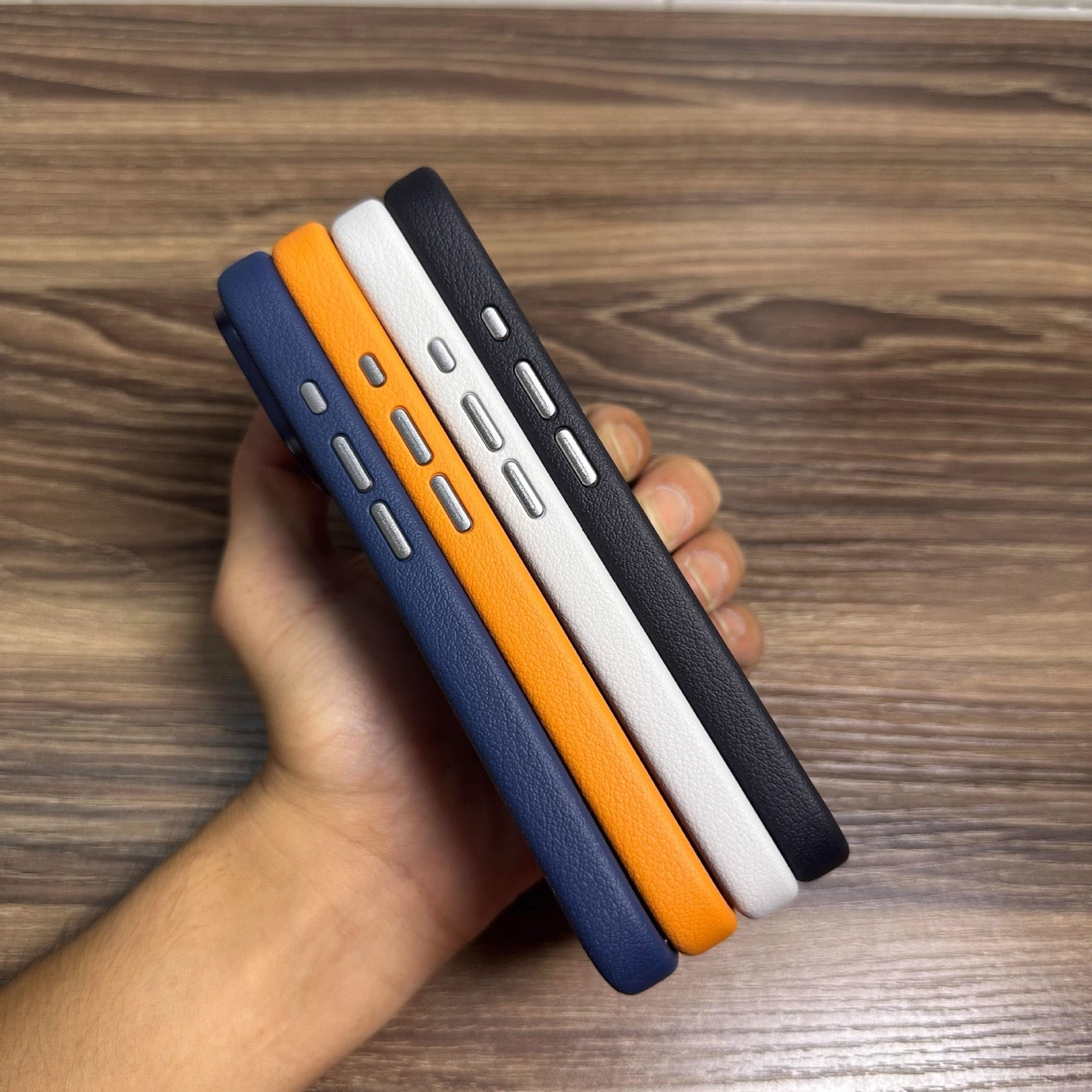 Preorder High Shiny Crocodile Leather Iphone Case 17 Pro Max