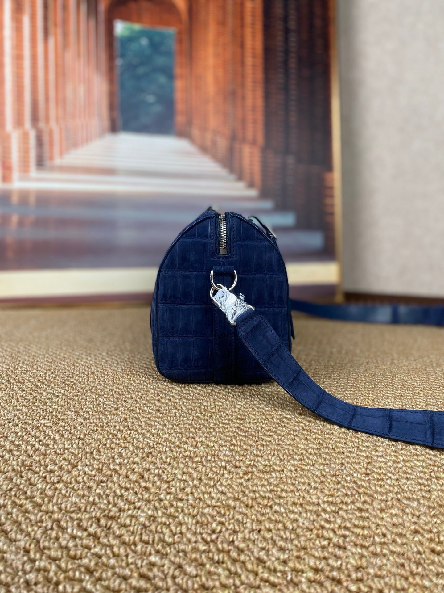 Men's Nubuck Crocodile Leather Crossbody Bag Blue