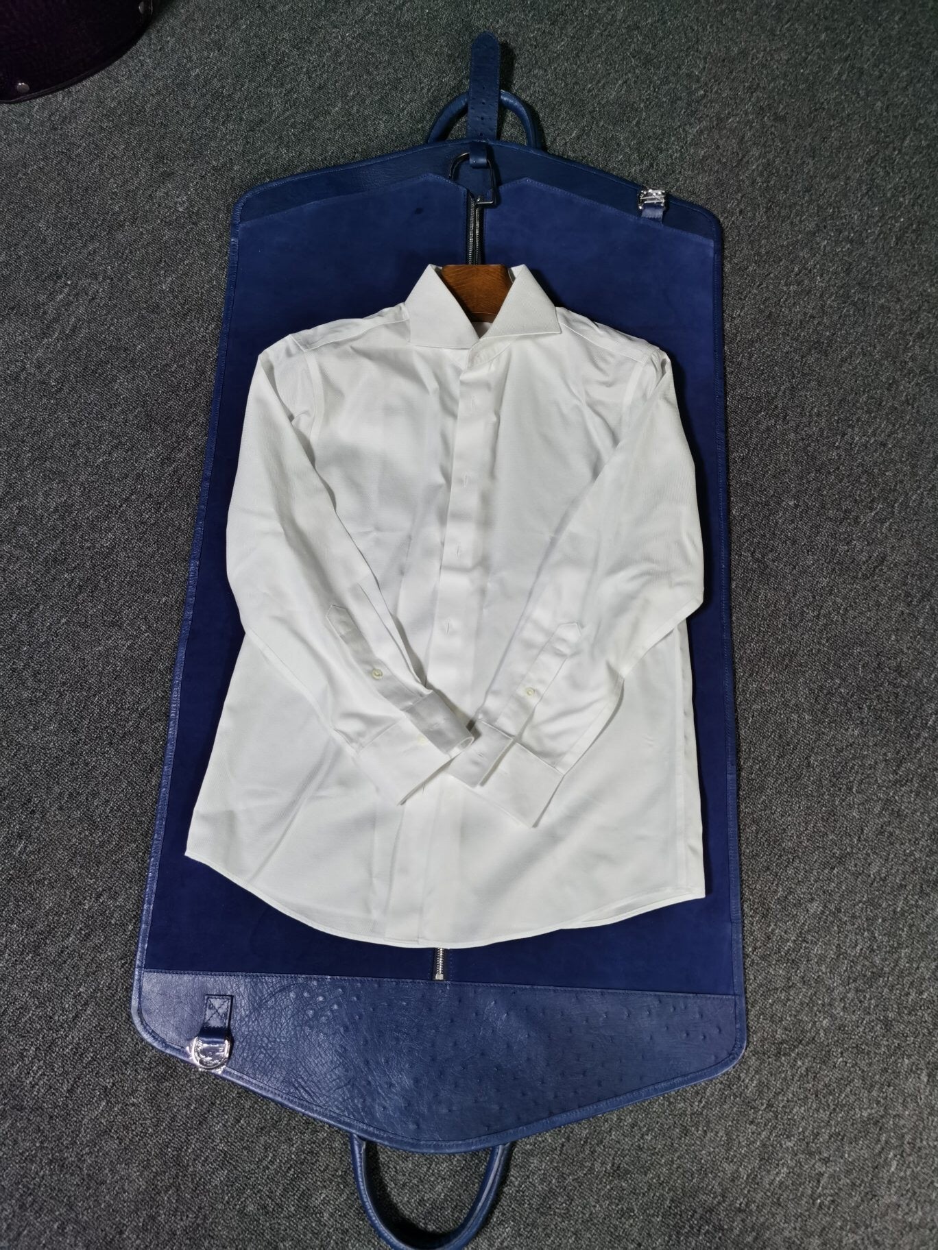 Unisex Genuine Ostrich Skin Leather Garment Bag