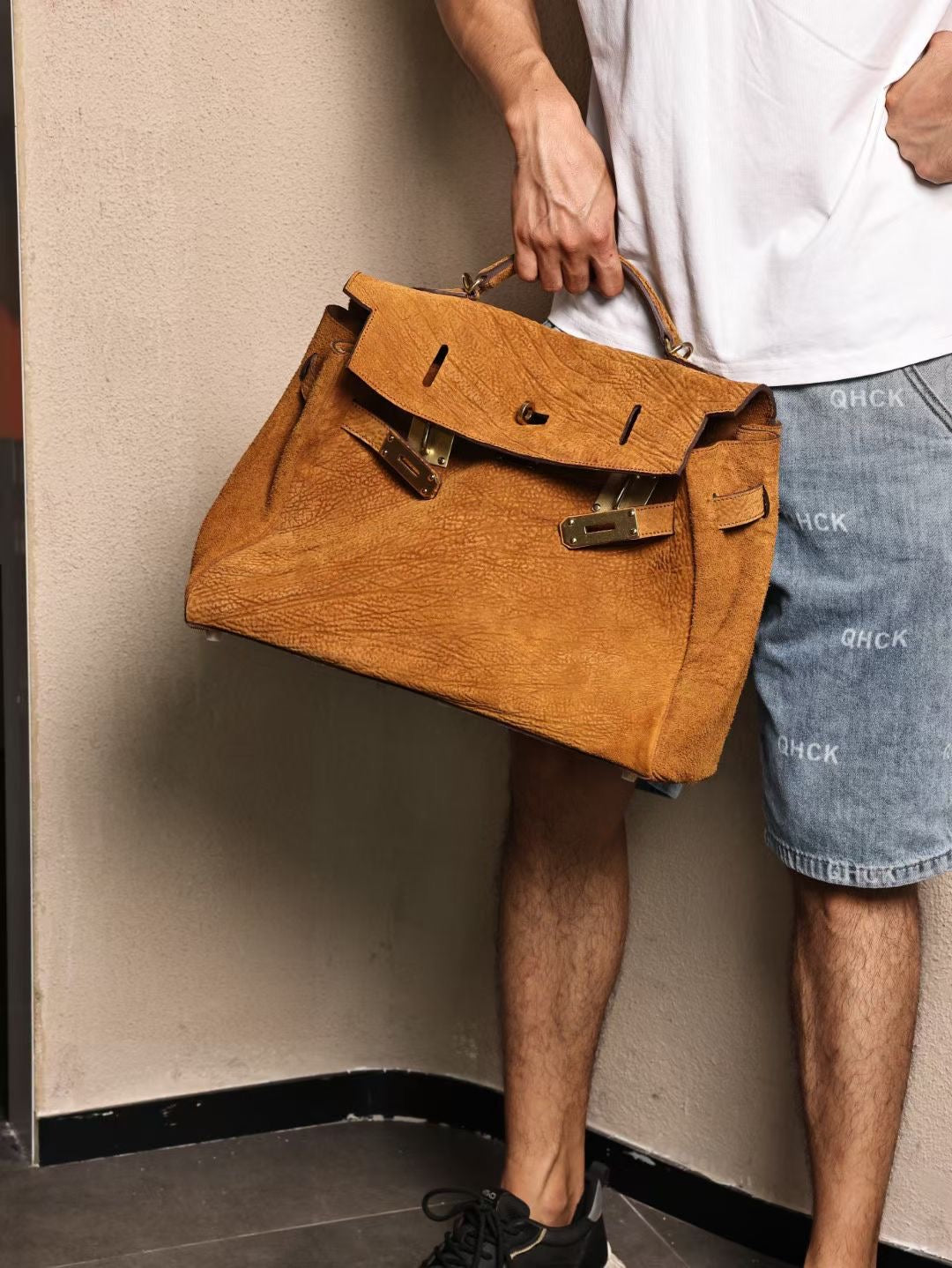 Genine Washed Vitnage Cordovan Leather Top Handle Satchel Bag Gold