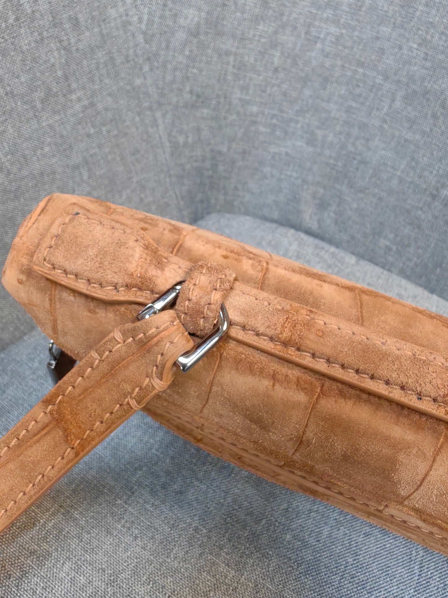 Unisex Himalaya WhigteGenuine Crocodile Skin Leather Zipper Handle Clutch Bag