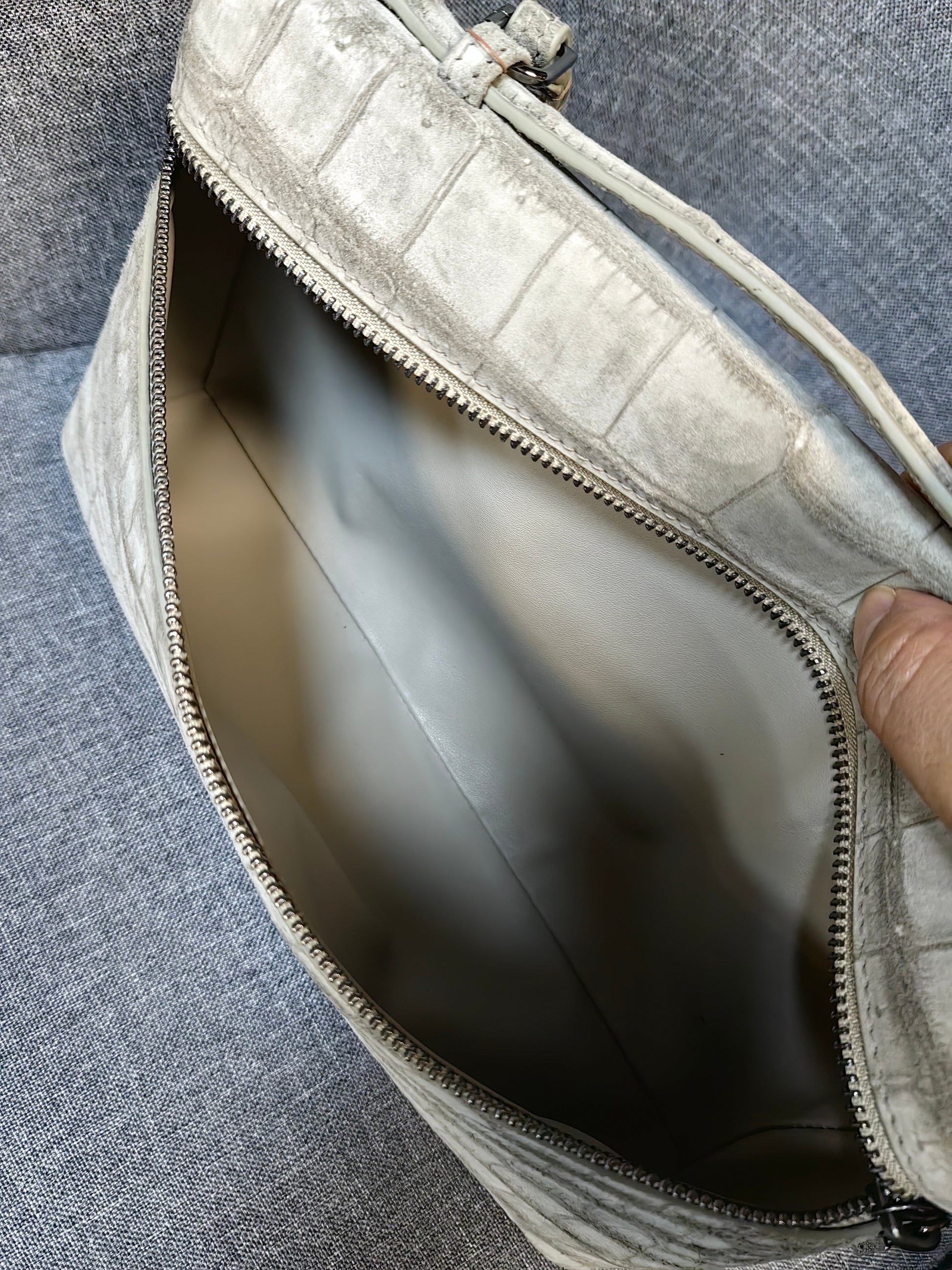 Unisex Himalaya WhigteGenuine Crocodile Skin Leather Zipper Handle Clutch Bag