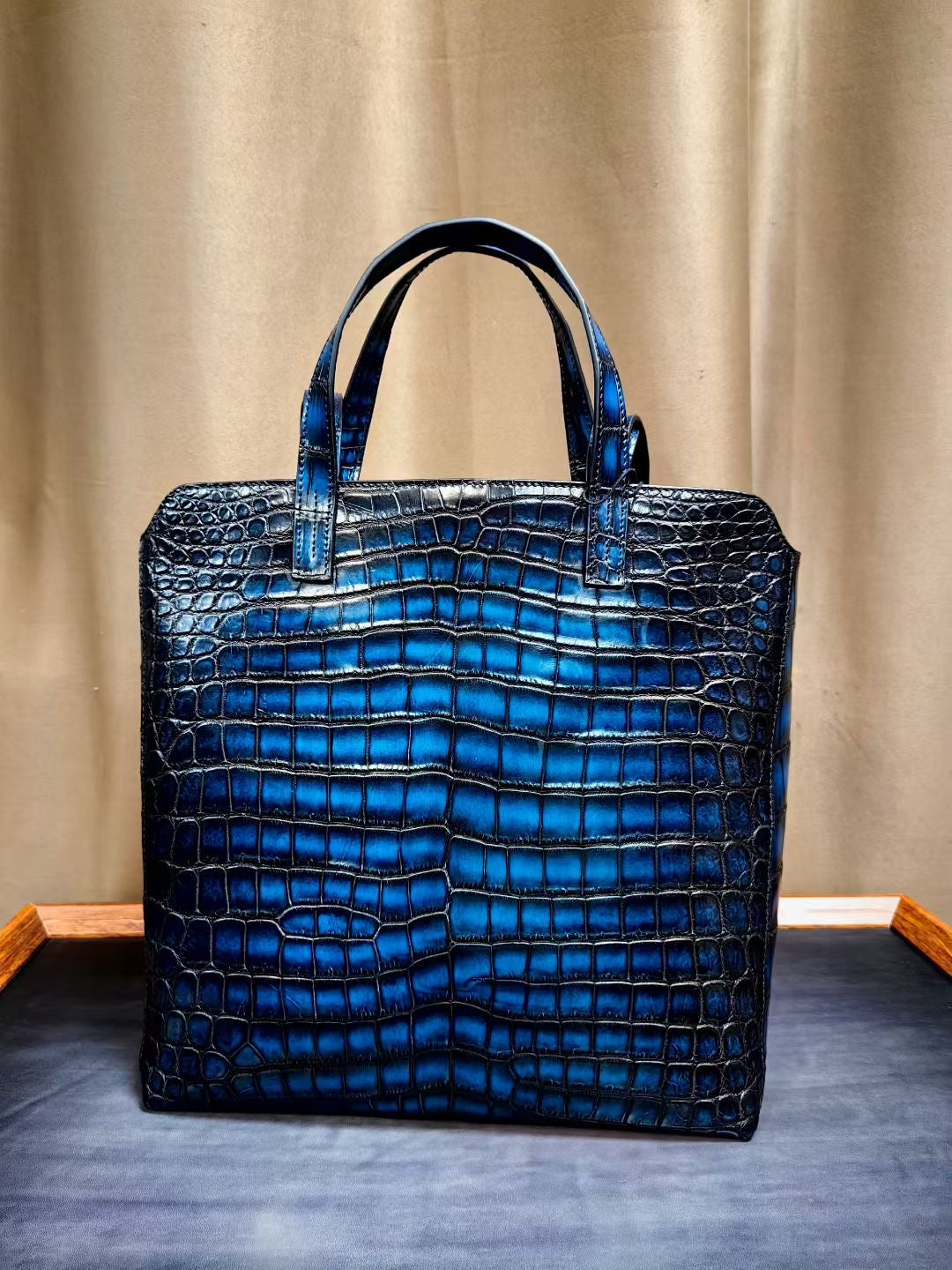 Vintage Crocodile Leather Laptop Business Shopper Bag