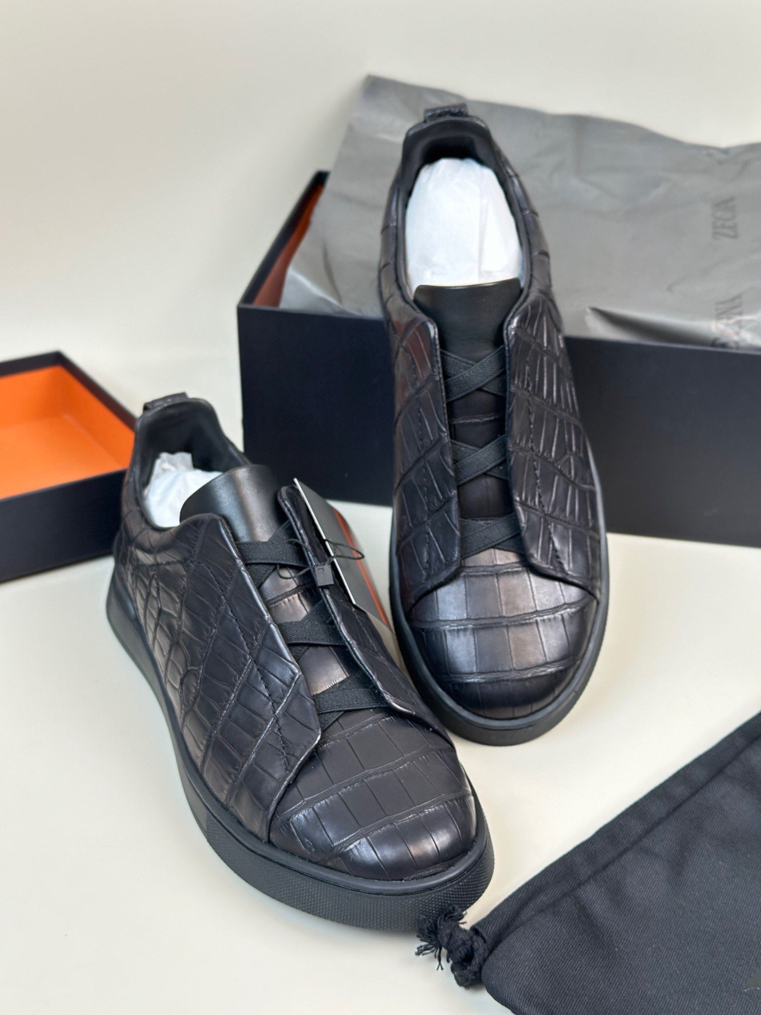 Crocodile Shoes Genuine Crocodile Skin Leather Sneakers Black