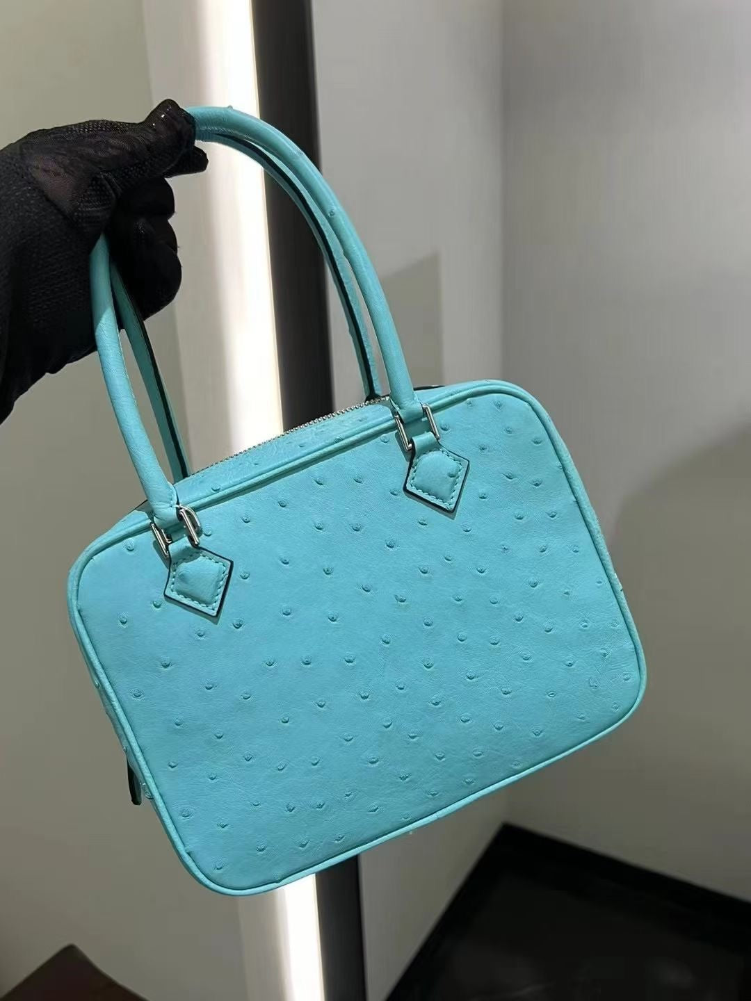 Womens Genuine Ostrich Skin Leathe Top Handle Bag