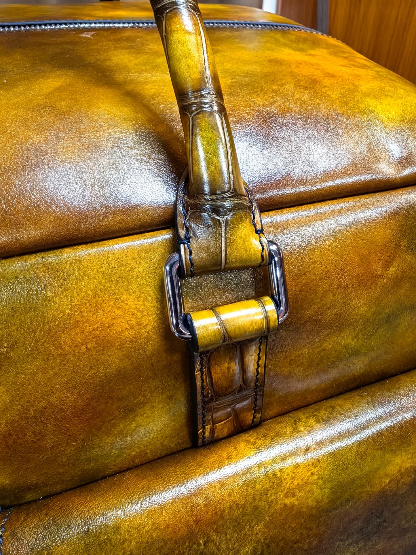 Unisex Ex Large Vintage Leather Travel Duffle Bag  Vintage Brown