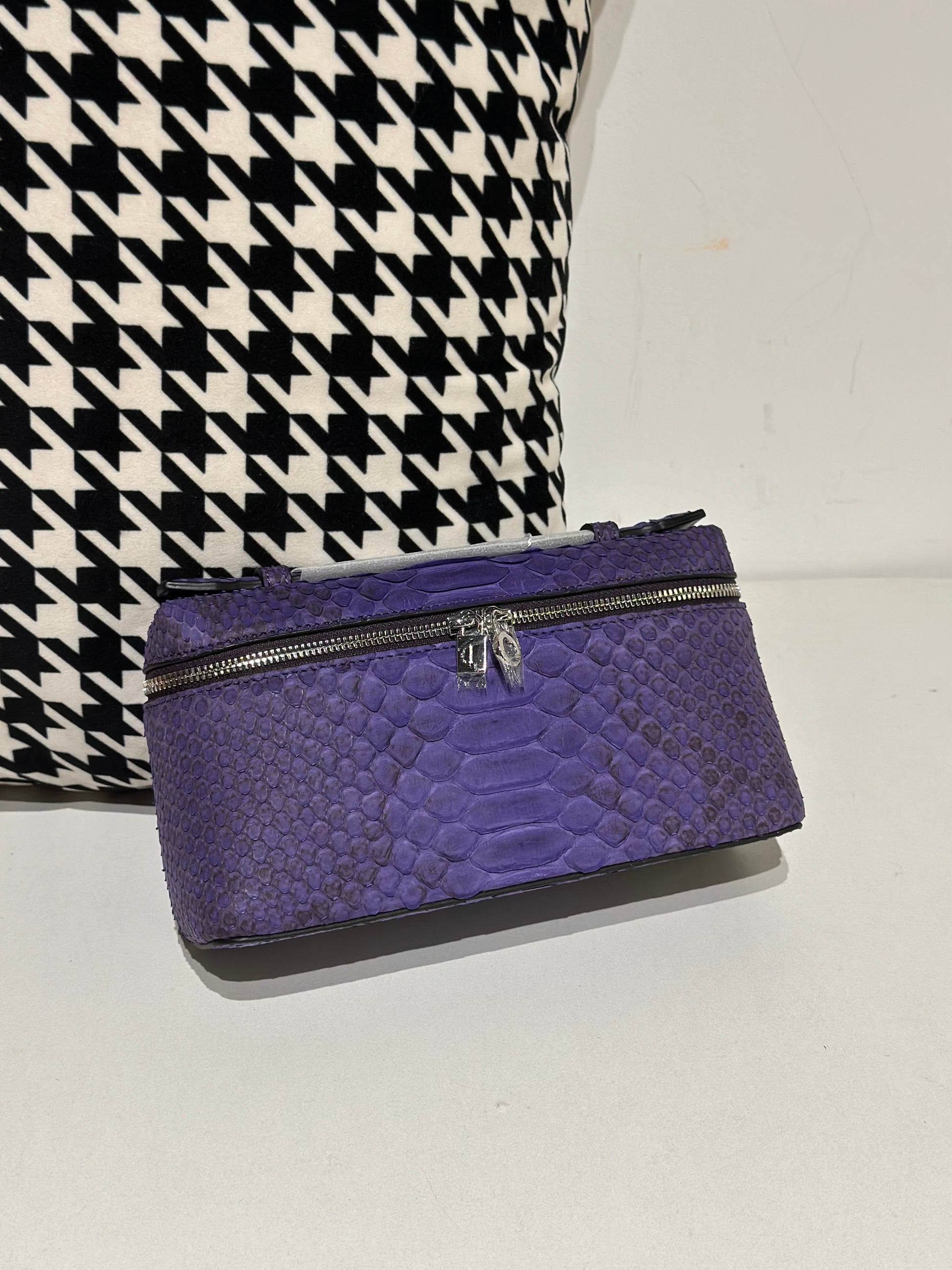 Genuine Python Skin Leather Zipper Cosmetic Handle Bag