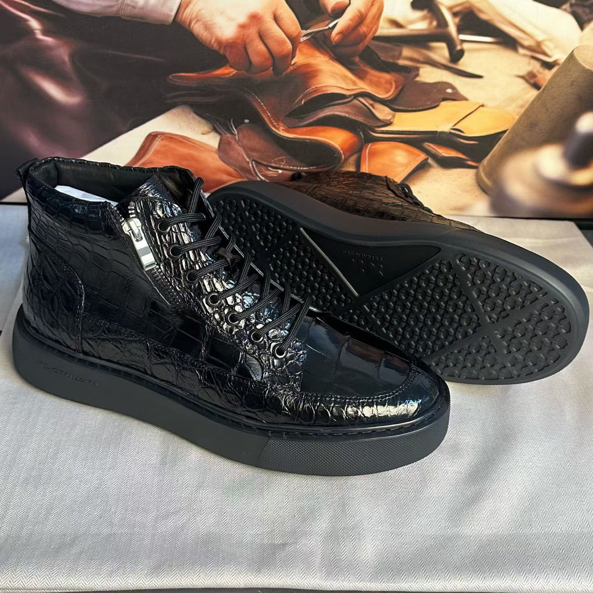 ON SALE , Crocodile Shoes ,Crocodile Leather Classic Unisex 8-Eye Lace Up Short Boots
