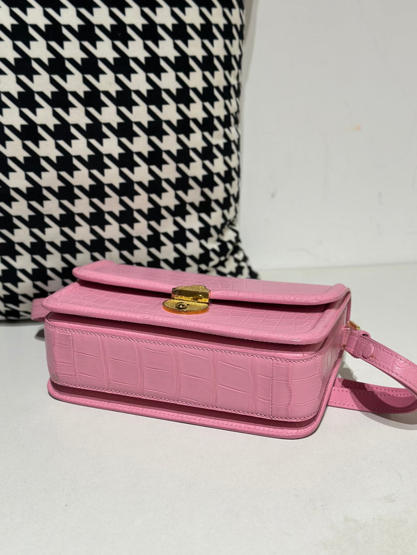 Crocodile Leather Shoulder Messenger Bag Pink