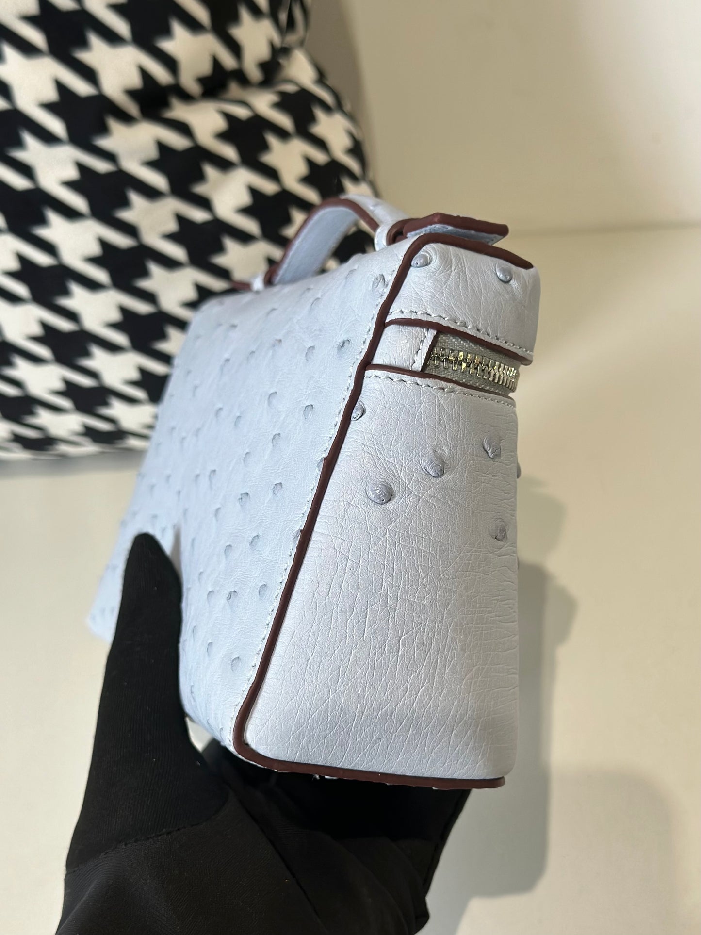 Genuine Ostrich Skin Leather Zipper Cosmetic Handle Bag