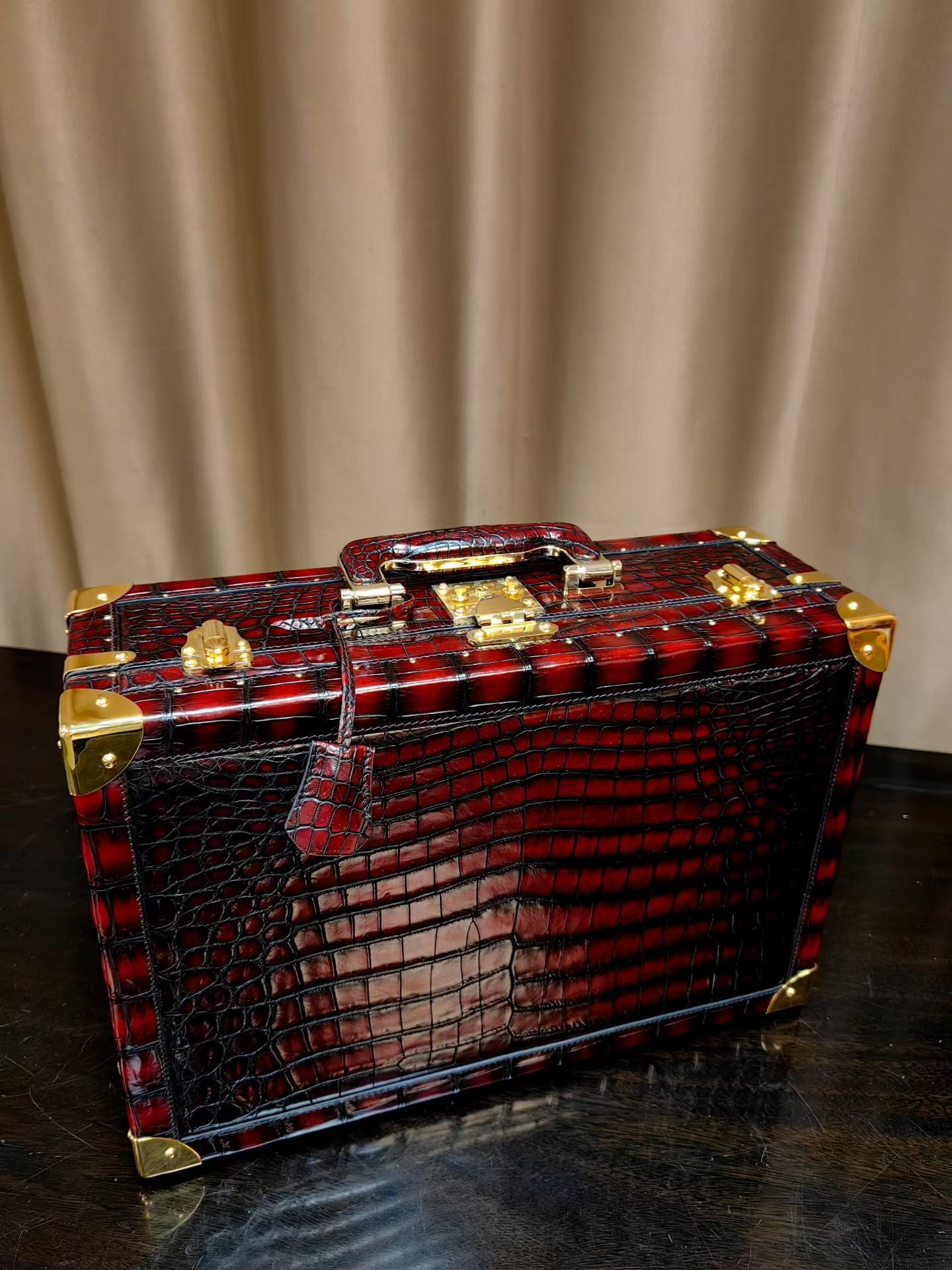 genuine crocodile skin ショルダーバッグ ボルドー 金具 New 