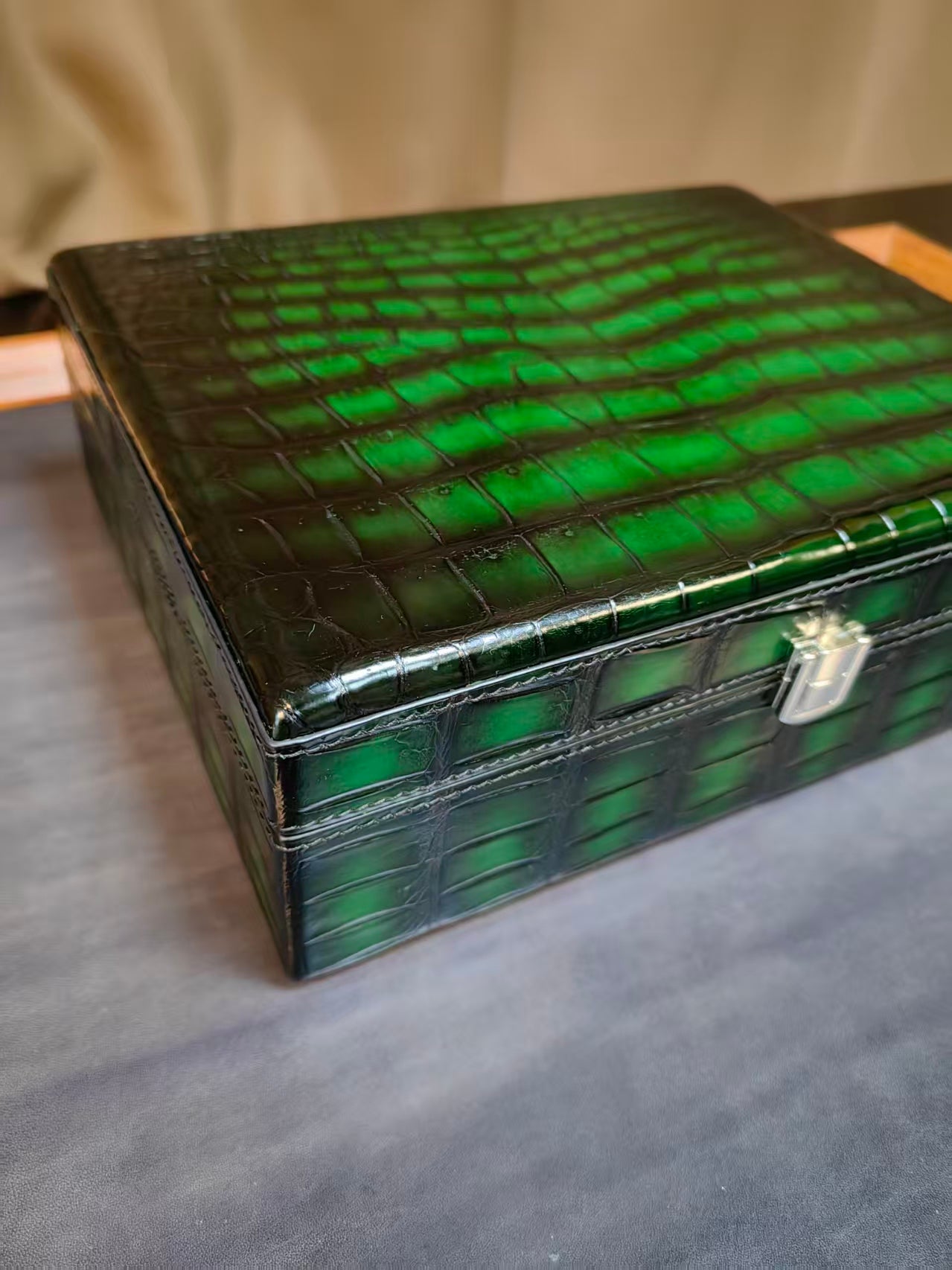 Vintage Genuine Crocodile Skin Leather 8-pcs In Watch Case