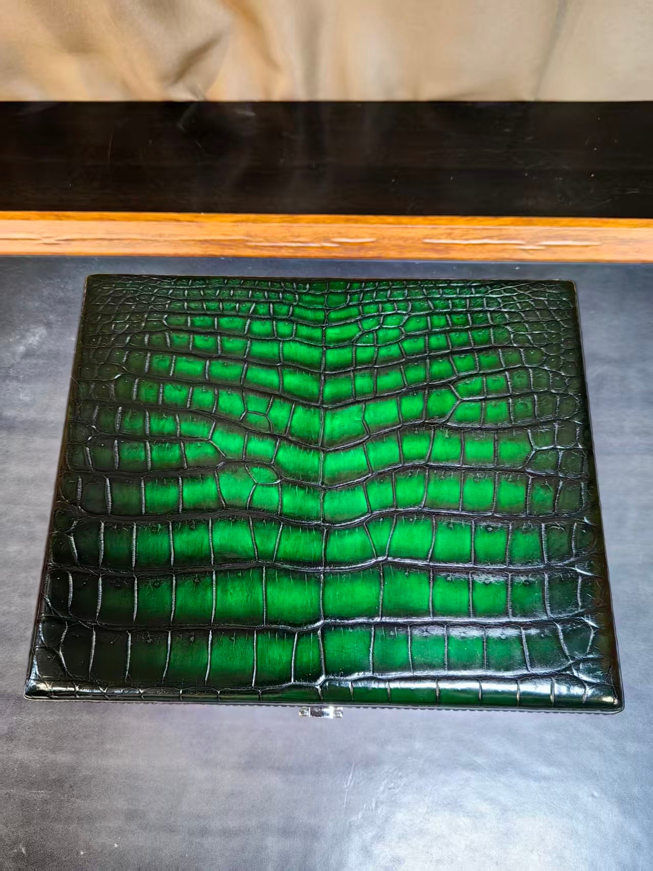 Vintage Genuine Crocodile Skin Leather 8-pcs In Watch Case