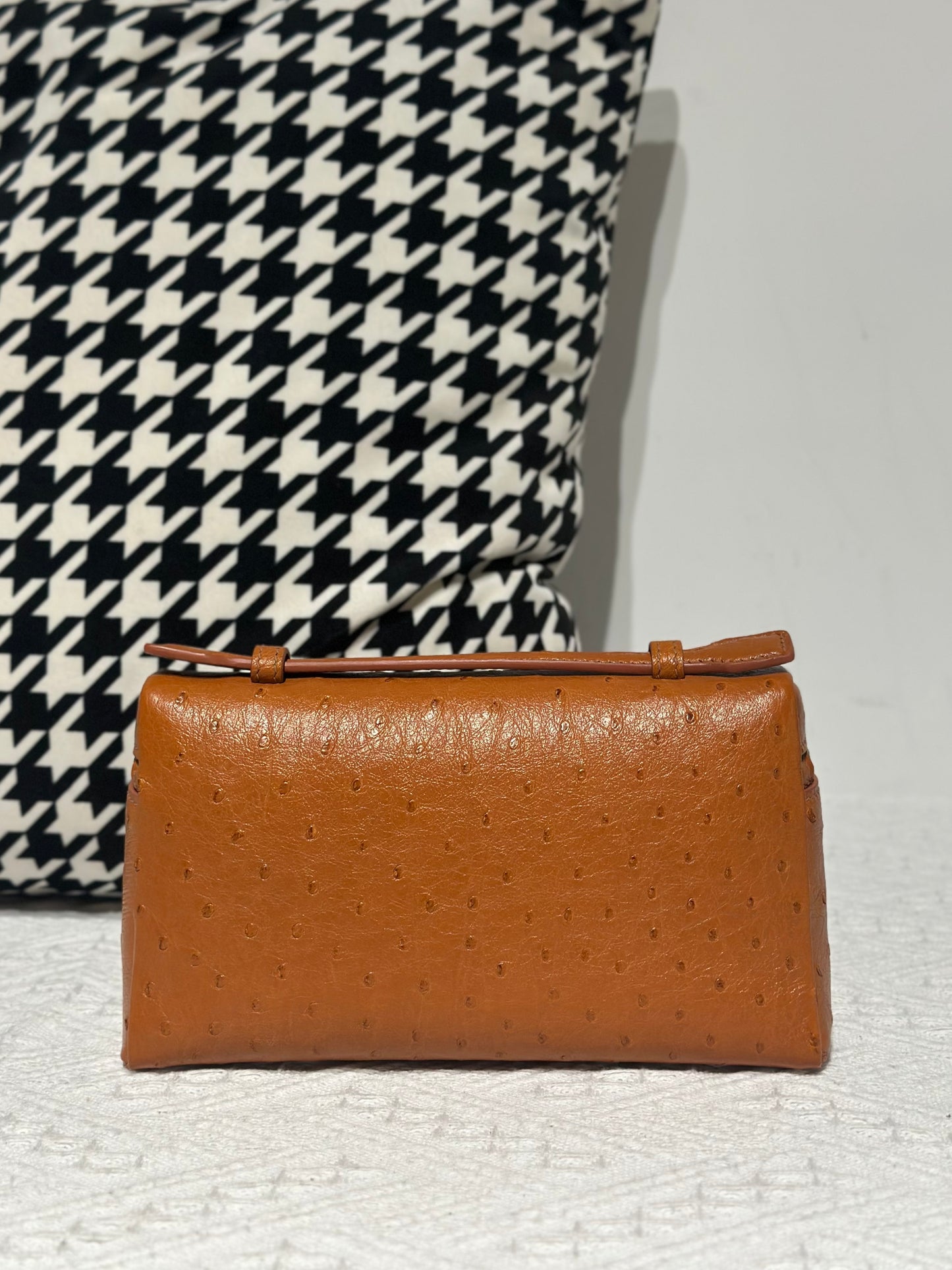 Genuine Ostrich Skin Leather Zipper Cosmetic Handle Bag