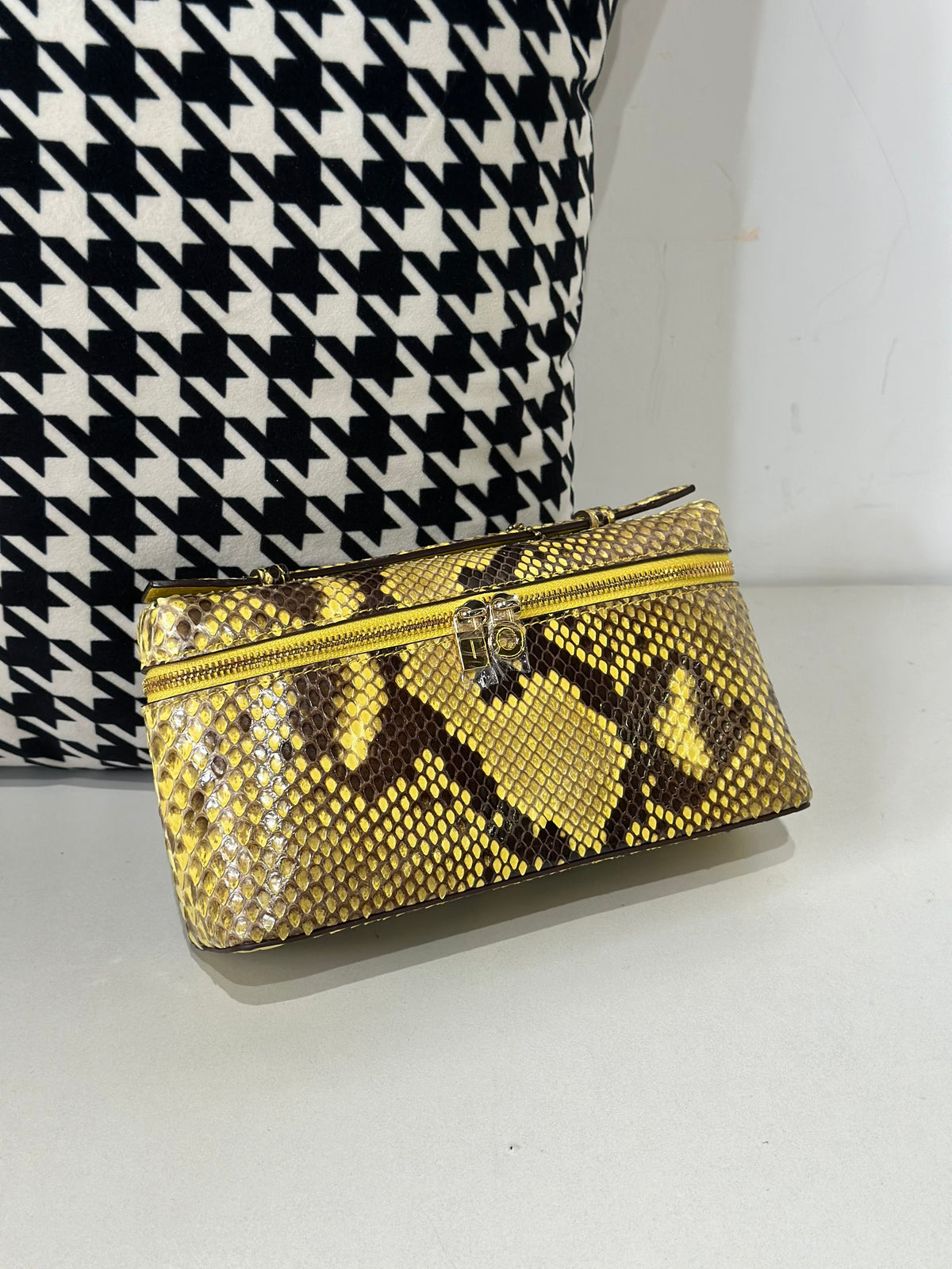 Genuine Python Skin Leather Zipper Cosmetic Handle Bag