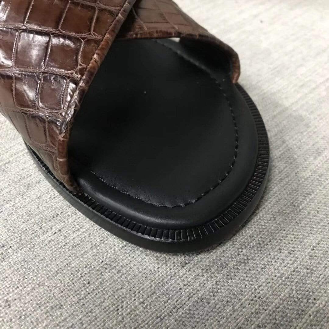 alt
Đặt trước dép da cá sấu, dép da nubuck thật từ da bụng cá sấu