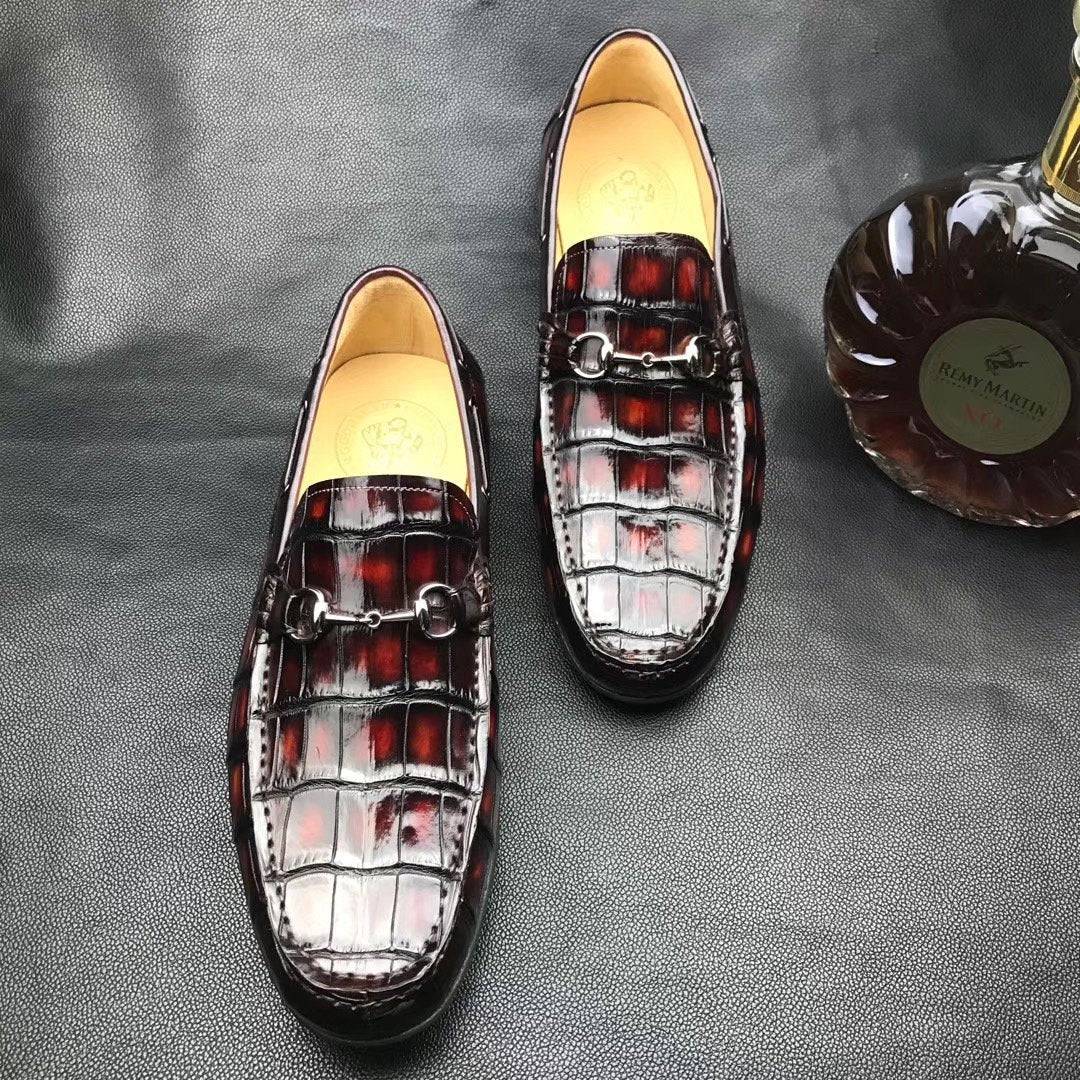 alt
Scarpe in coccodrillo in vera pelle di coccodrillo, mocassini casual con nappina e morsetto, stile penny