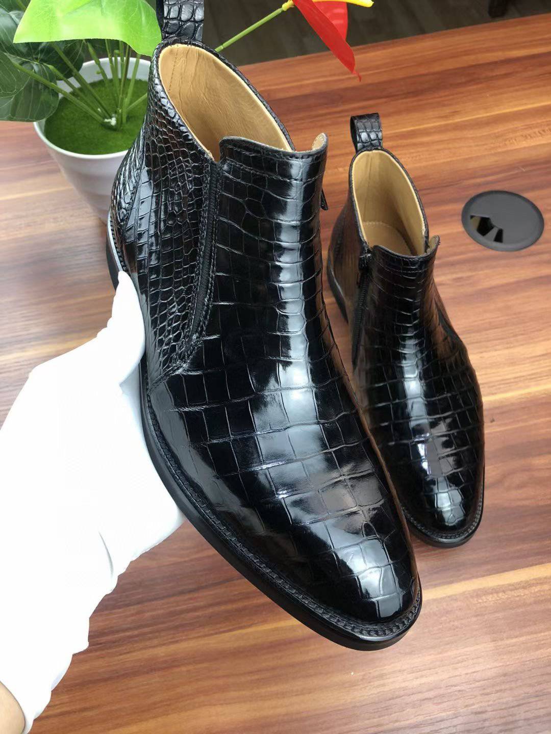 Crocodile Shoes Men's Comfort Chelsea Boots