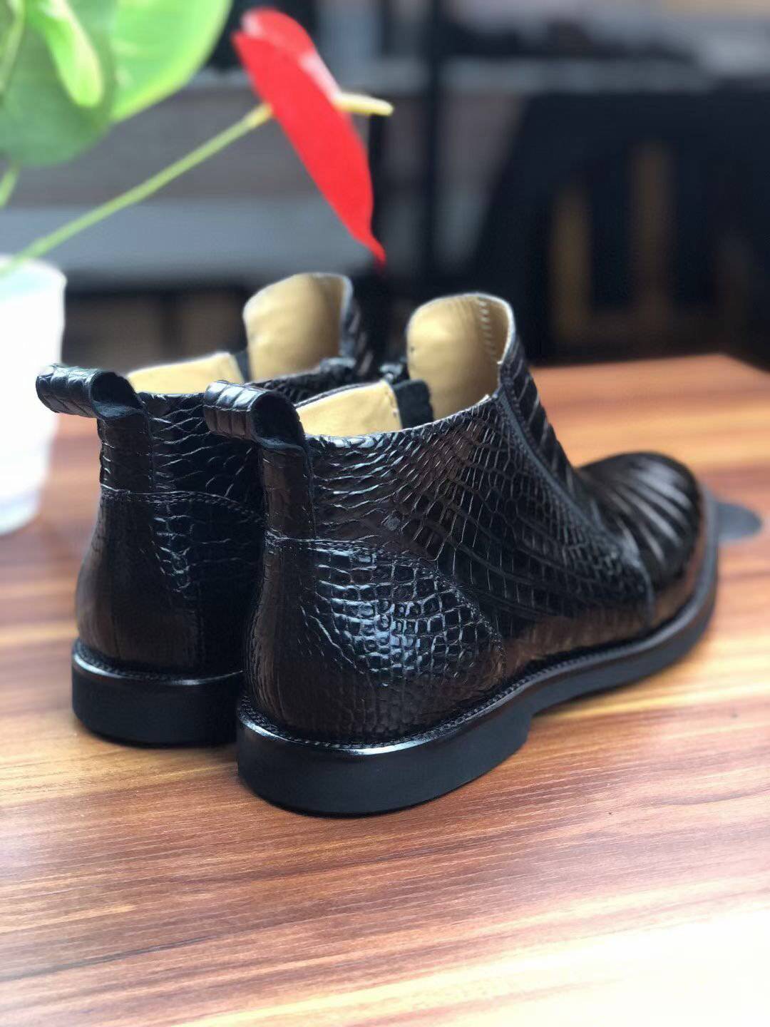 Crocodile Shoes Men's Comfort Chelsea Boots