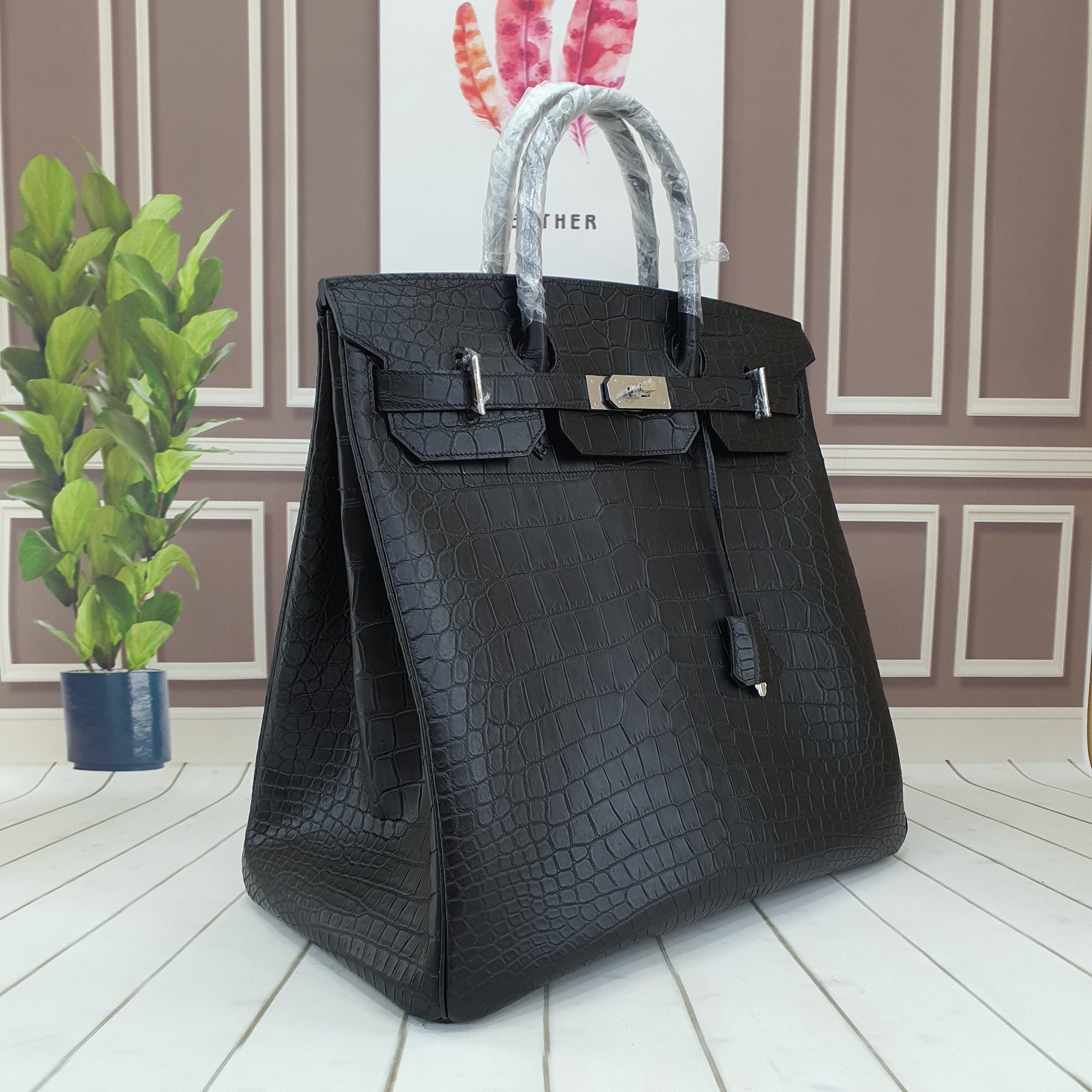 Genuine Crocodile Skin Leather Oversized Padlock Business Handbags Black