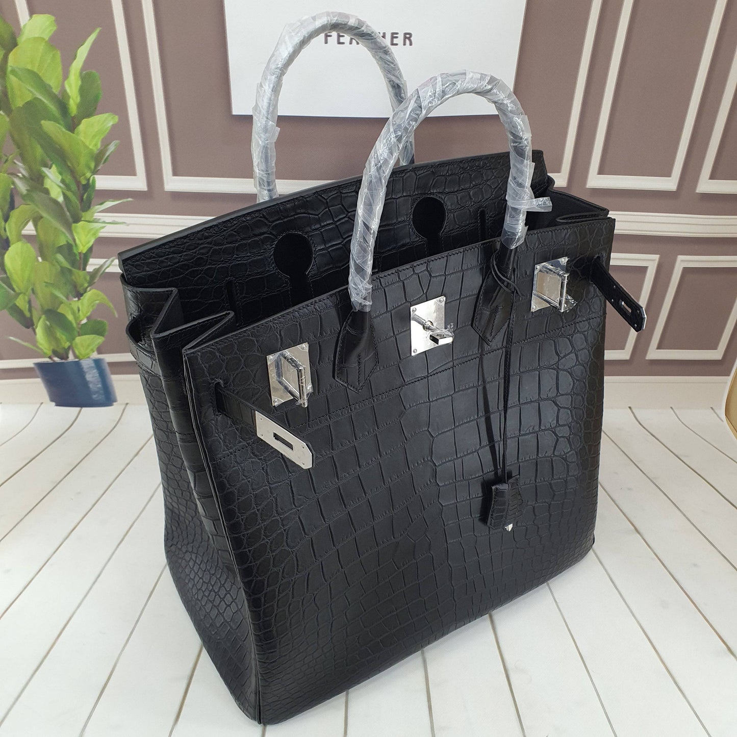 Genuine Crocodile Skin Leather Oversized Padlock Business Handbags Black