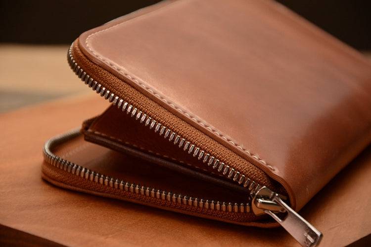 alt
Ví dài cầm tay da Horween Shell Cordovan màu whisky, thủ công nguyên bản