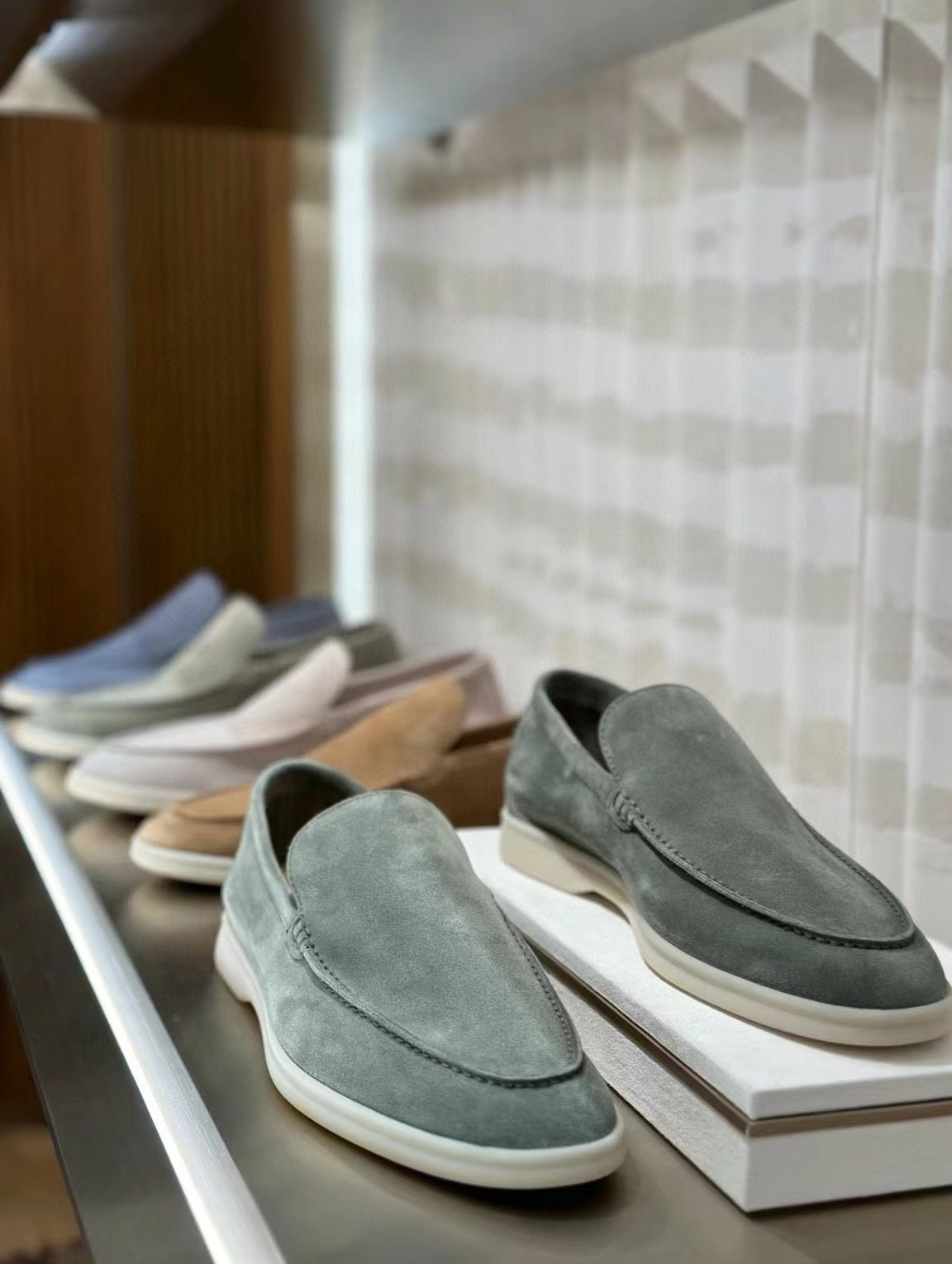 Nubuck Crocodile Shoes Men's Crocodile Leather Loafers Slip-On Dress Shoes Very Comfortable