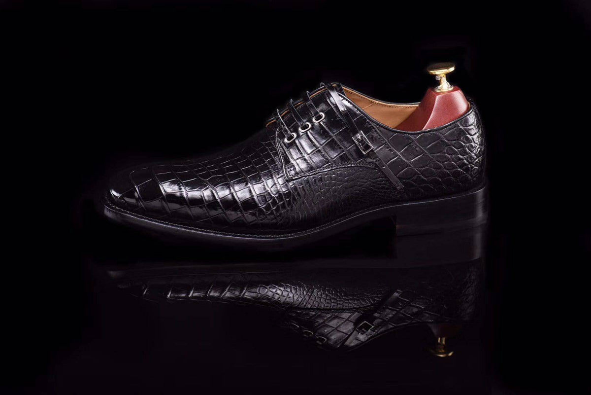 Preorder Lace-Up Shoes In Black Crocodile Skin Leather Black
