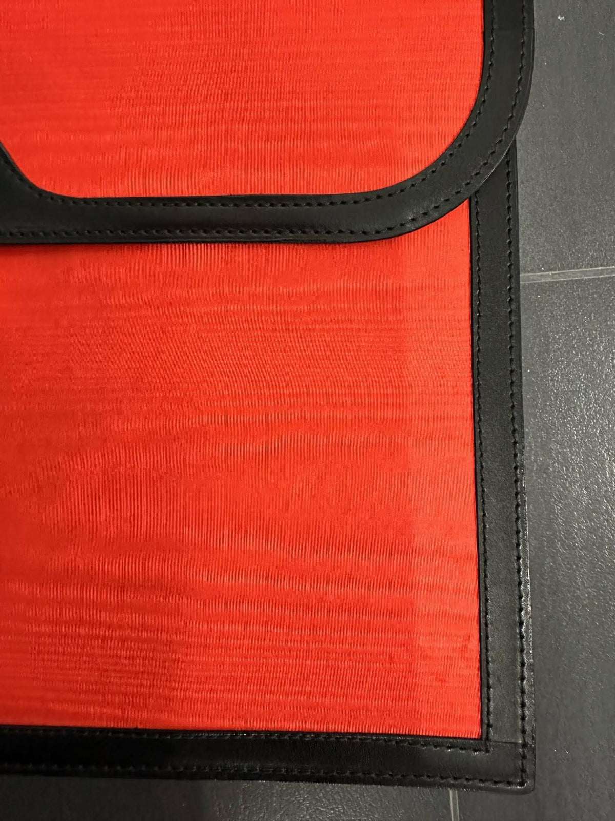Preorder Men's Business Briefcase Red
